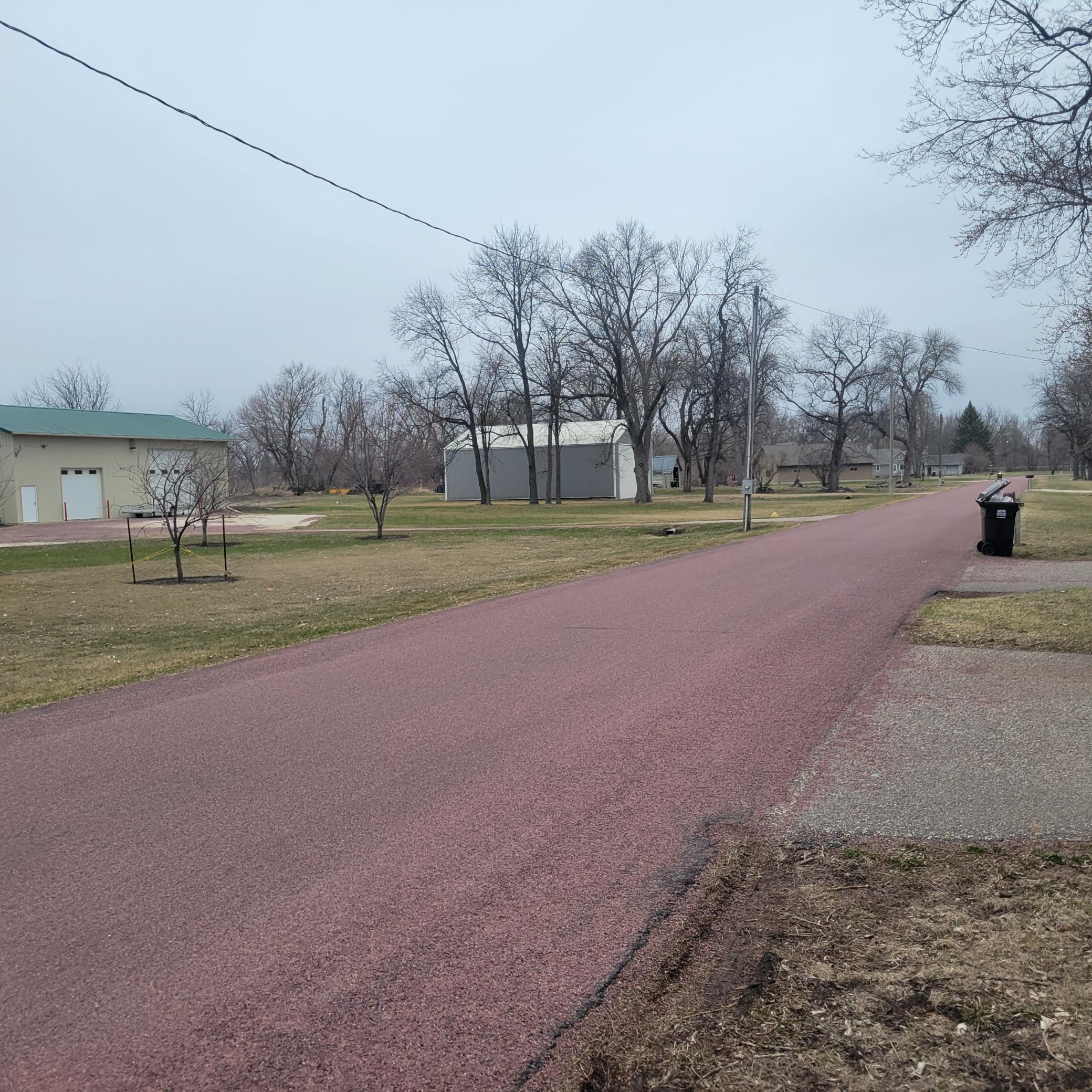 217 Cleveland St E, Welcome, MN 56181