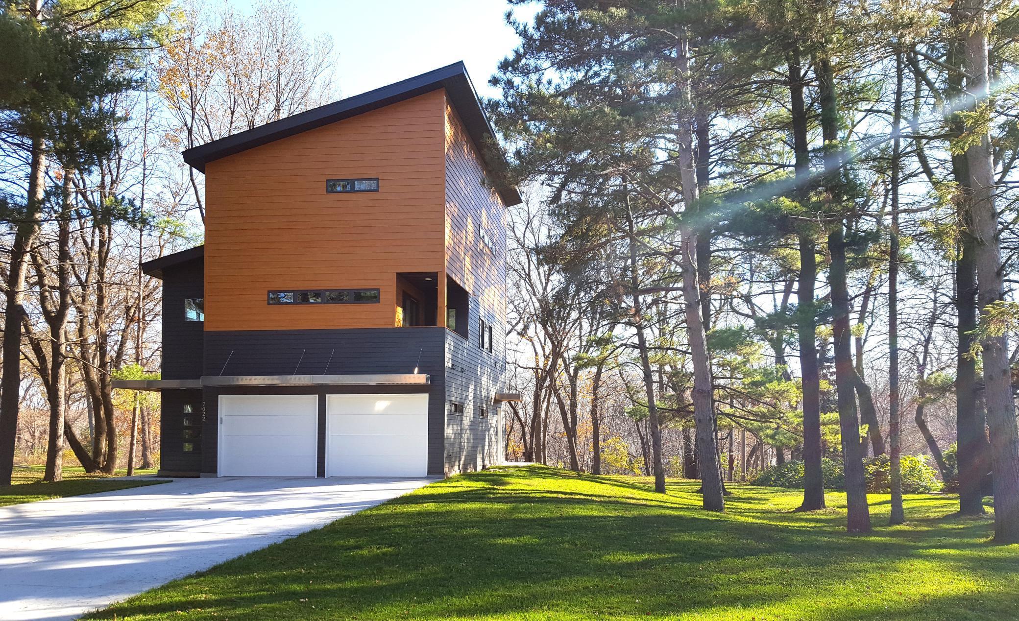 7022 Willow Ln, Brooklyn Center, MN 55430