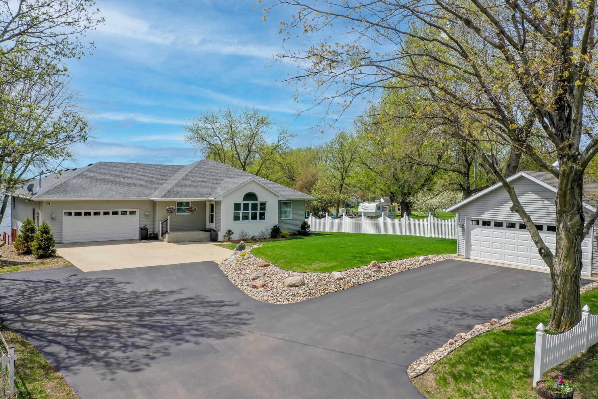 23945 Scotch Lake Rd, Cleveland, MN 56017