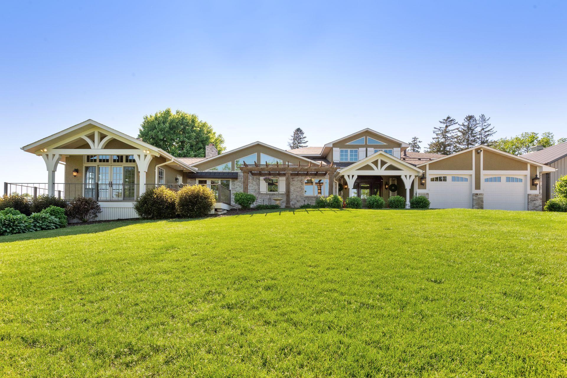 1195 Prairie Meadow Rd, Minnetrista, MN 55359