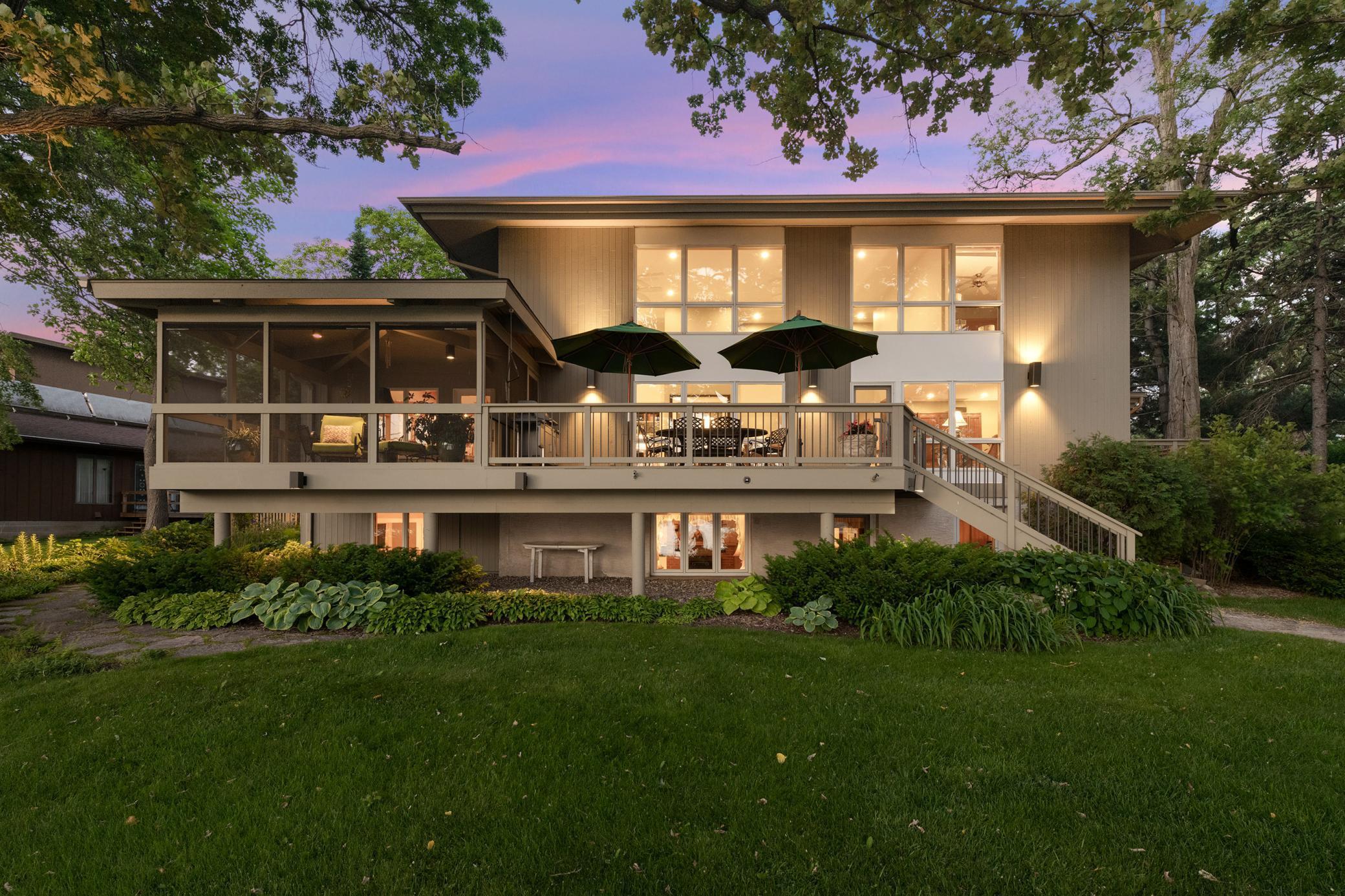 5115 Alameda St, Shoreview, MN 55126