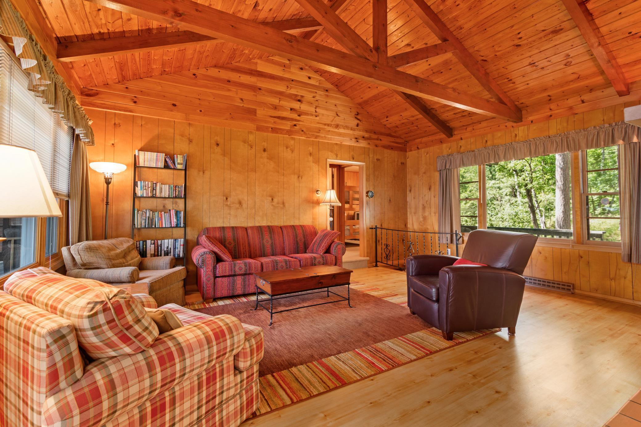 9053 Father Foley Dr, Pine River, MN 56474