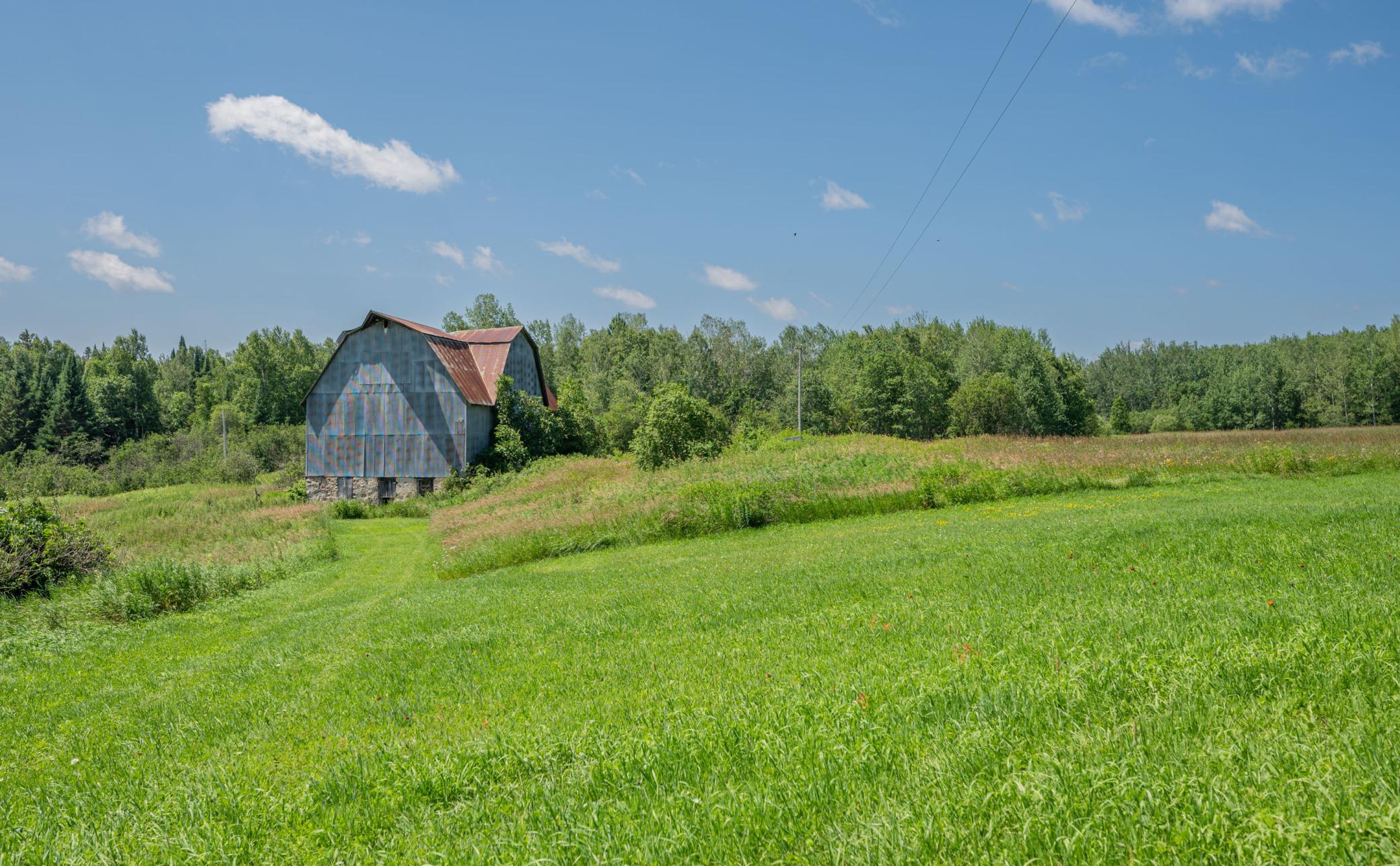 14997 Plum Rd, Goodland, MN 55742