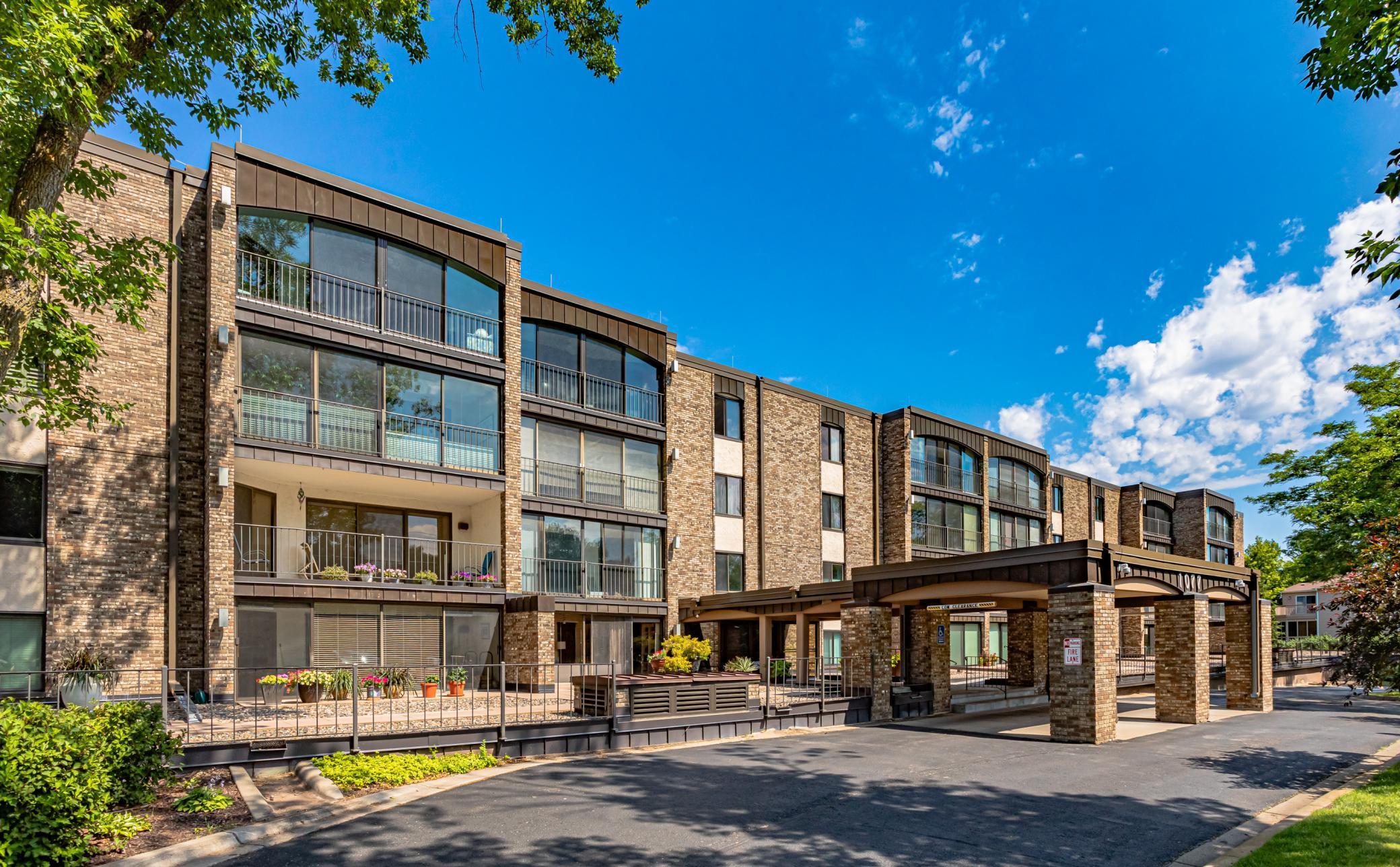 1077 Sibley Memorial Hw #500, Saint Paul, MN 55118