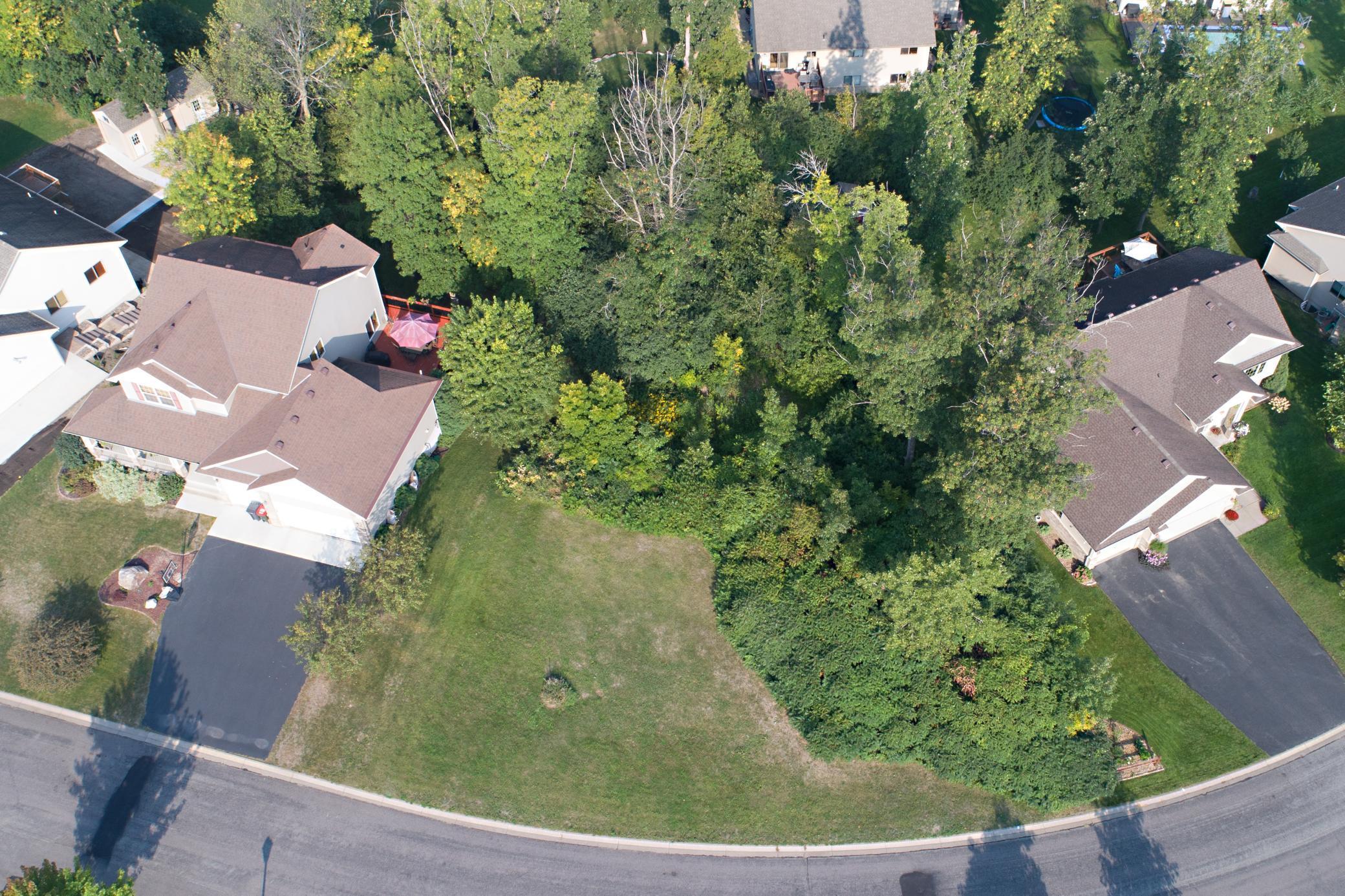 8375 Gatewater Dr, Monticello, MN 55362