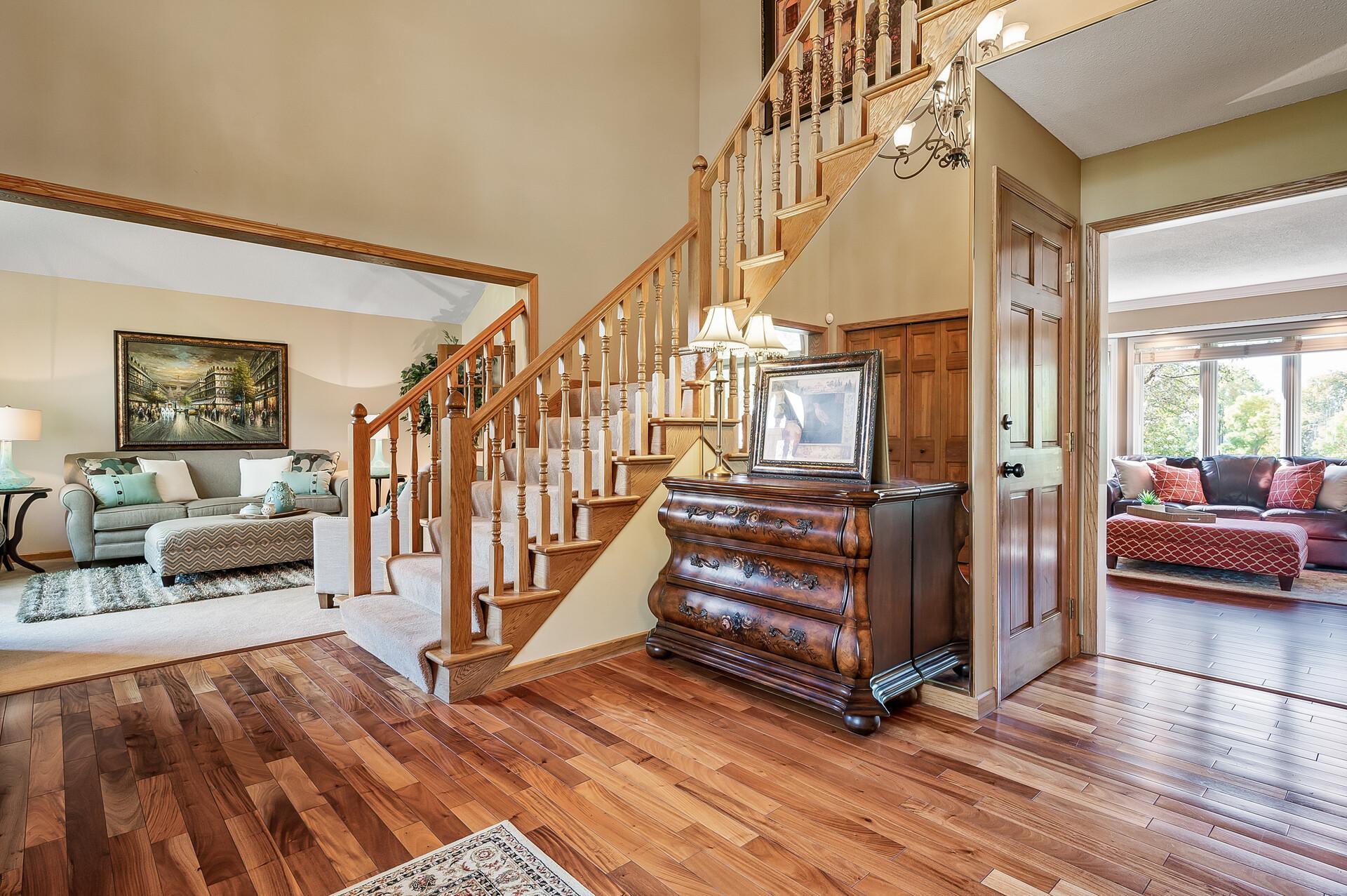 14239 88th Pl N, Maple Grove, MN 55369