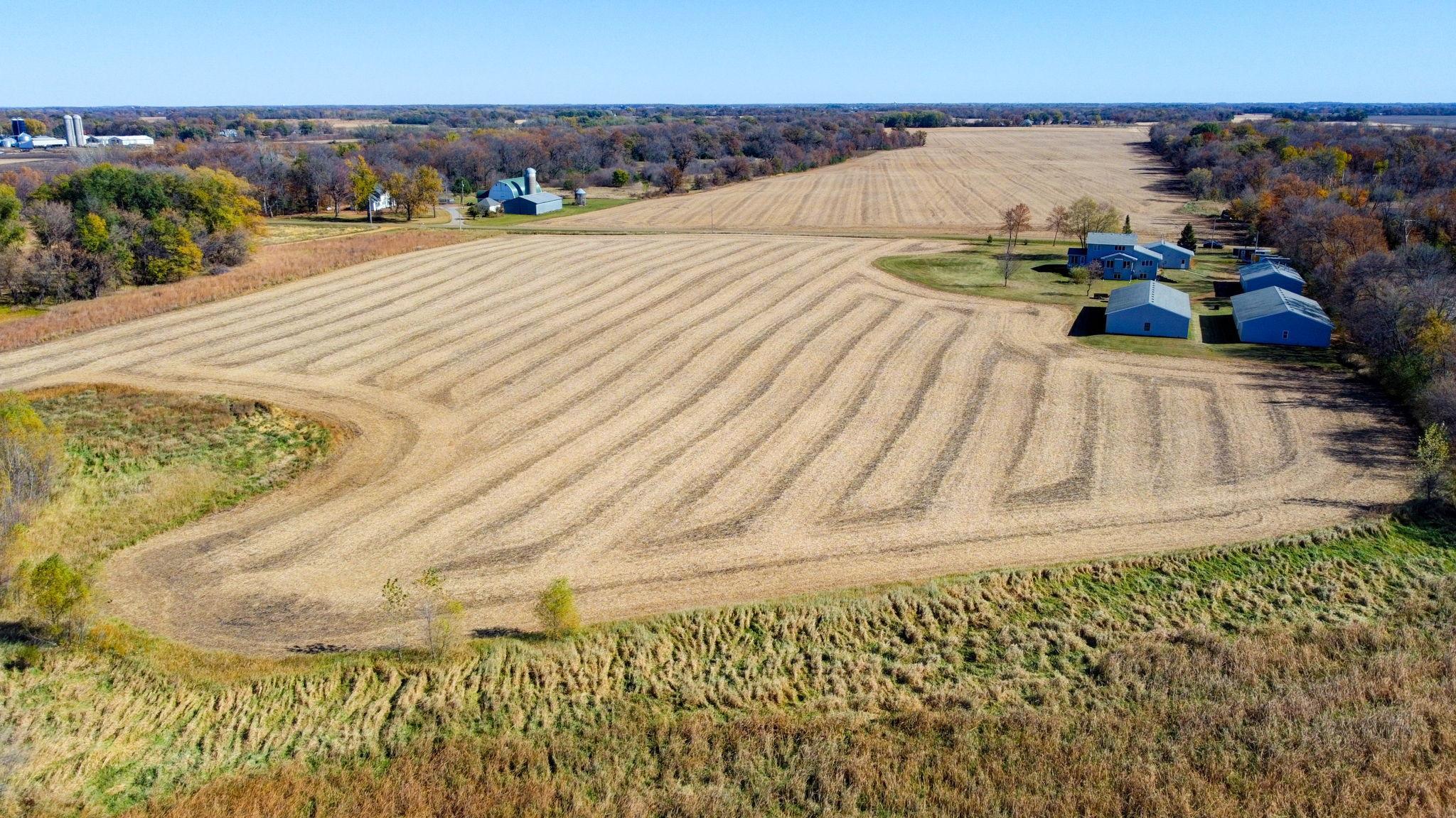 2750 Vega Ave, Mayer, MN 55360