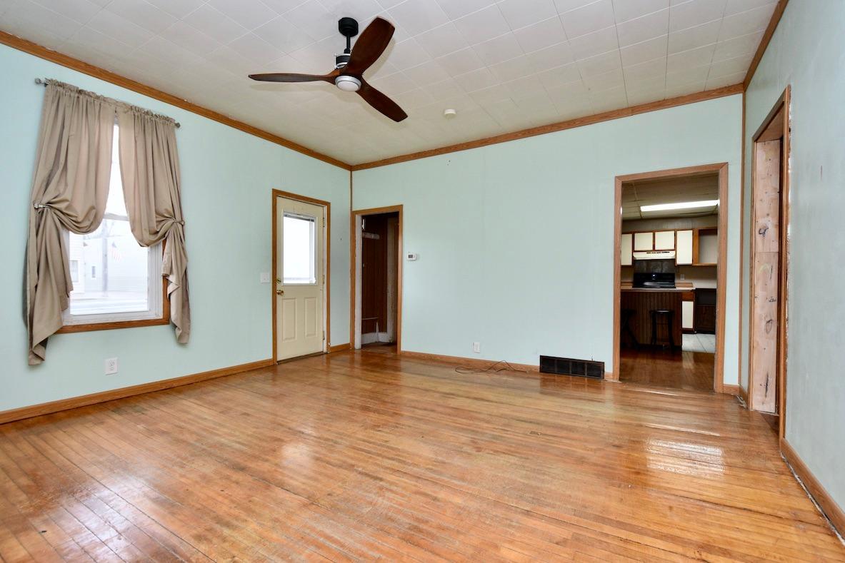 111 Main St, Rollingstone, MN 55969