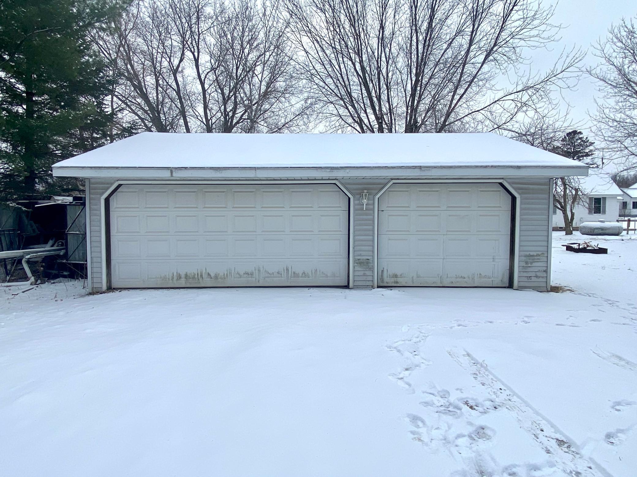 8938 168th Ave NE, Oak Park, MN 56357