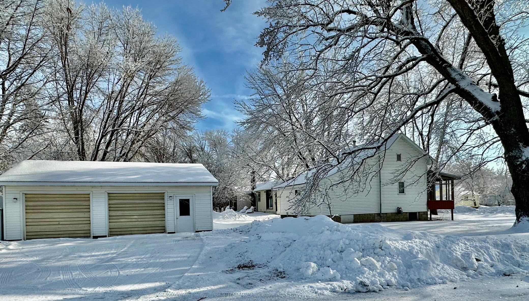 153 5th Ave SW, Winnebago, MN 56098