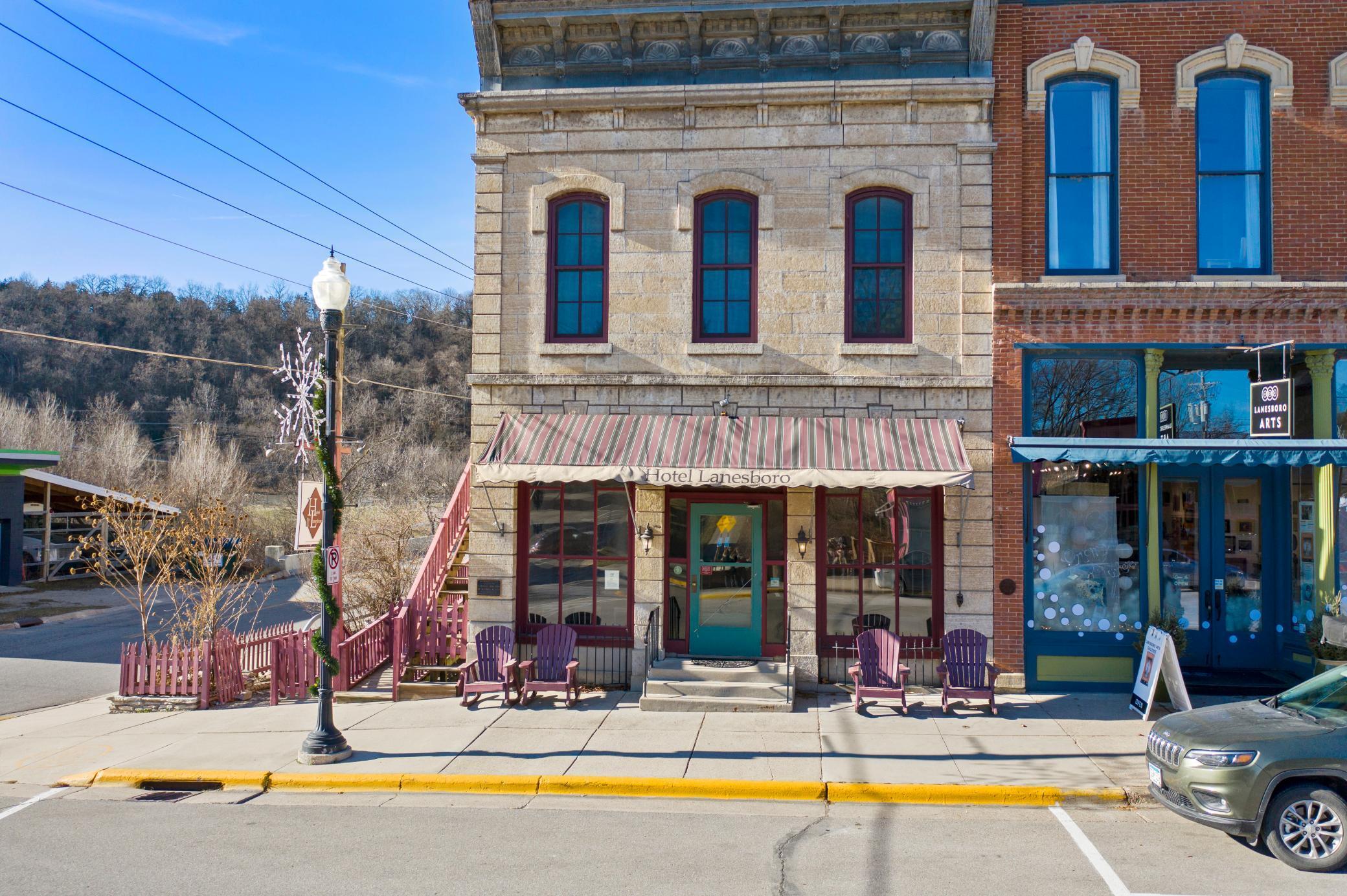 101 Parkway Ave N, Lanesboro, MN 55949