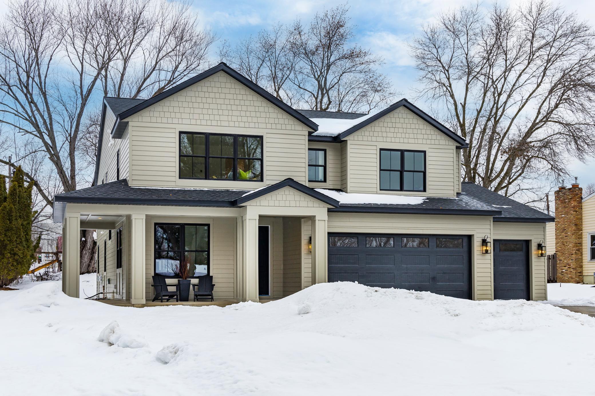 6712 Galway Dr, Edina, MN 55439