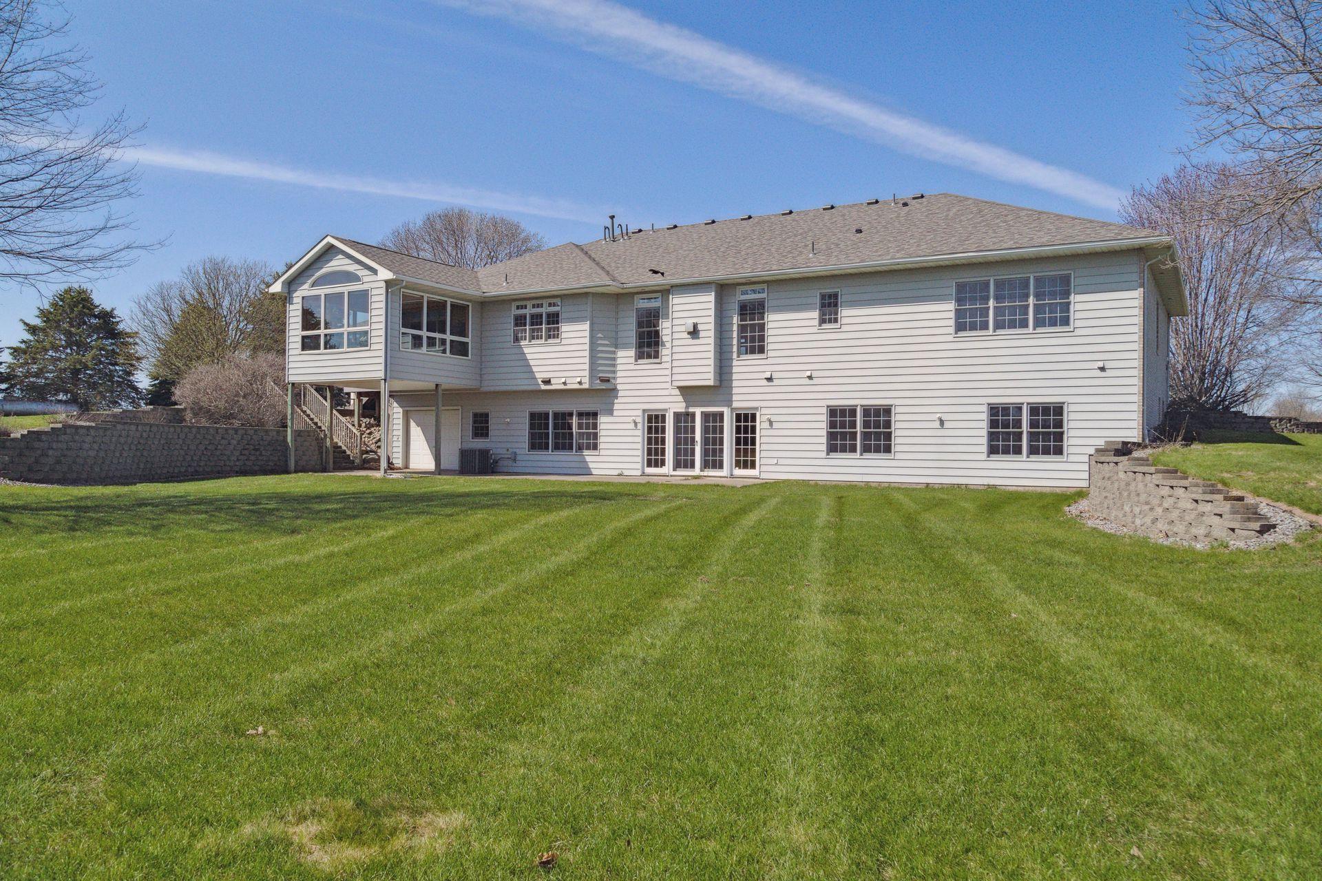 5985 Highway 25, Mayer, MN 55360