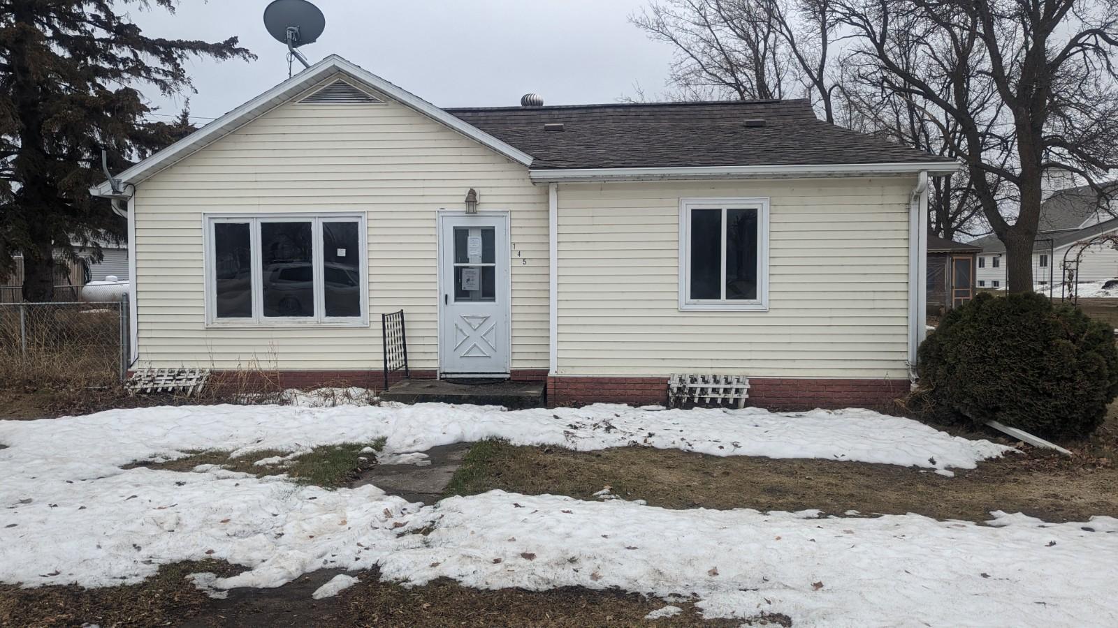 145 Central Ave W, Plummer, MN 56748