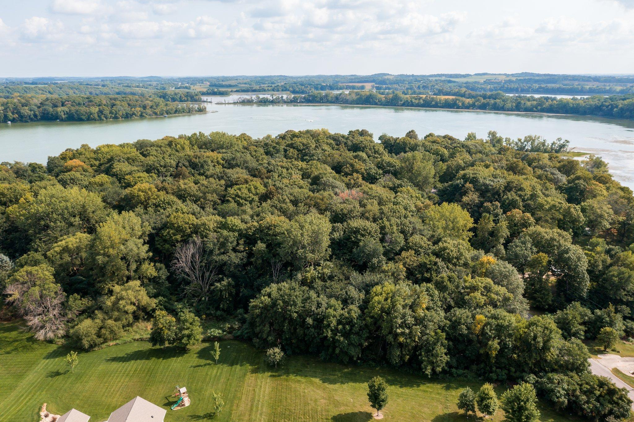 46696 Cape Horn Rd, Cleveland, MN 56017