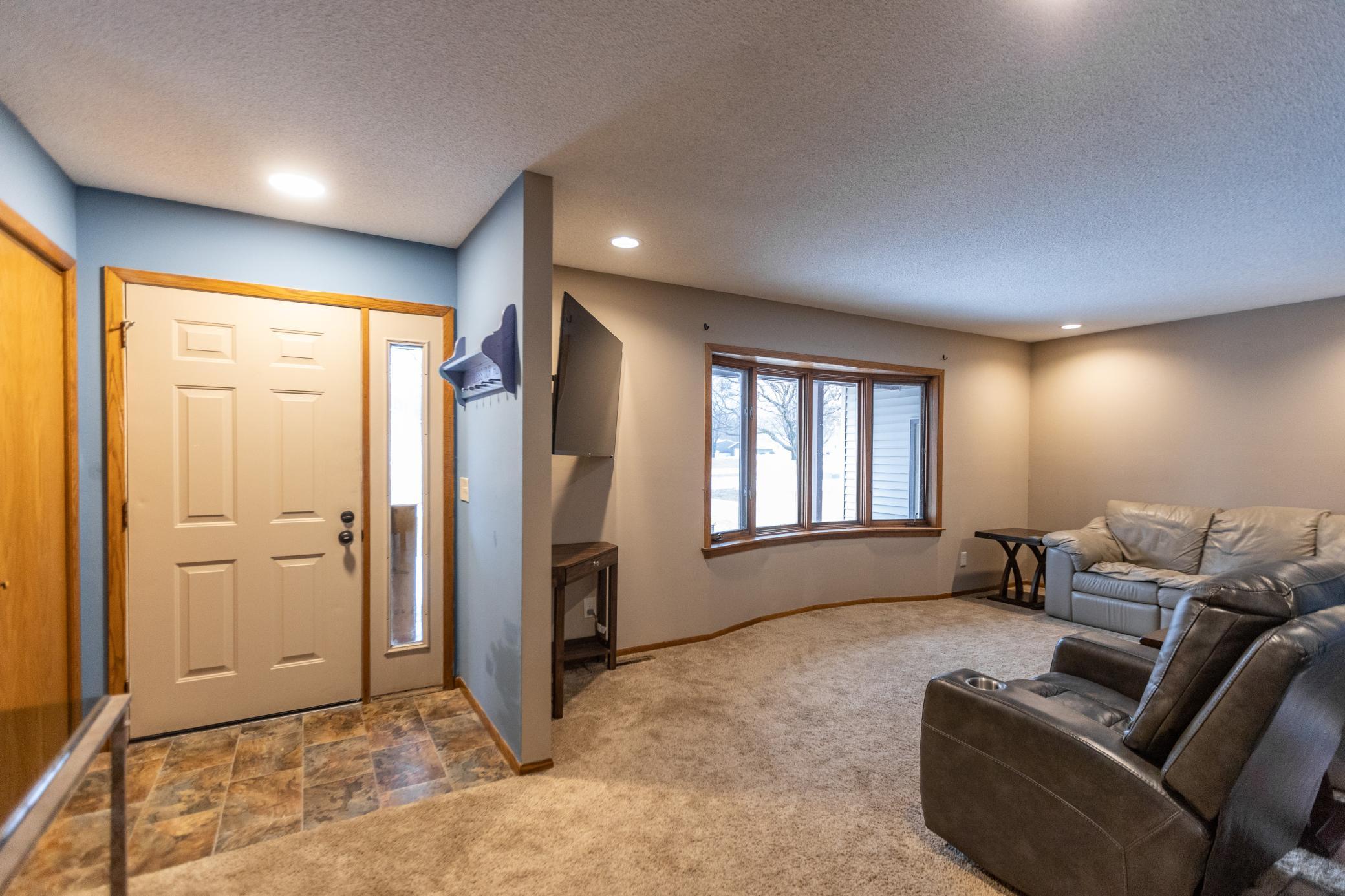 34933 Arrowood Dr, Kasota, MN 56050
