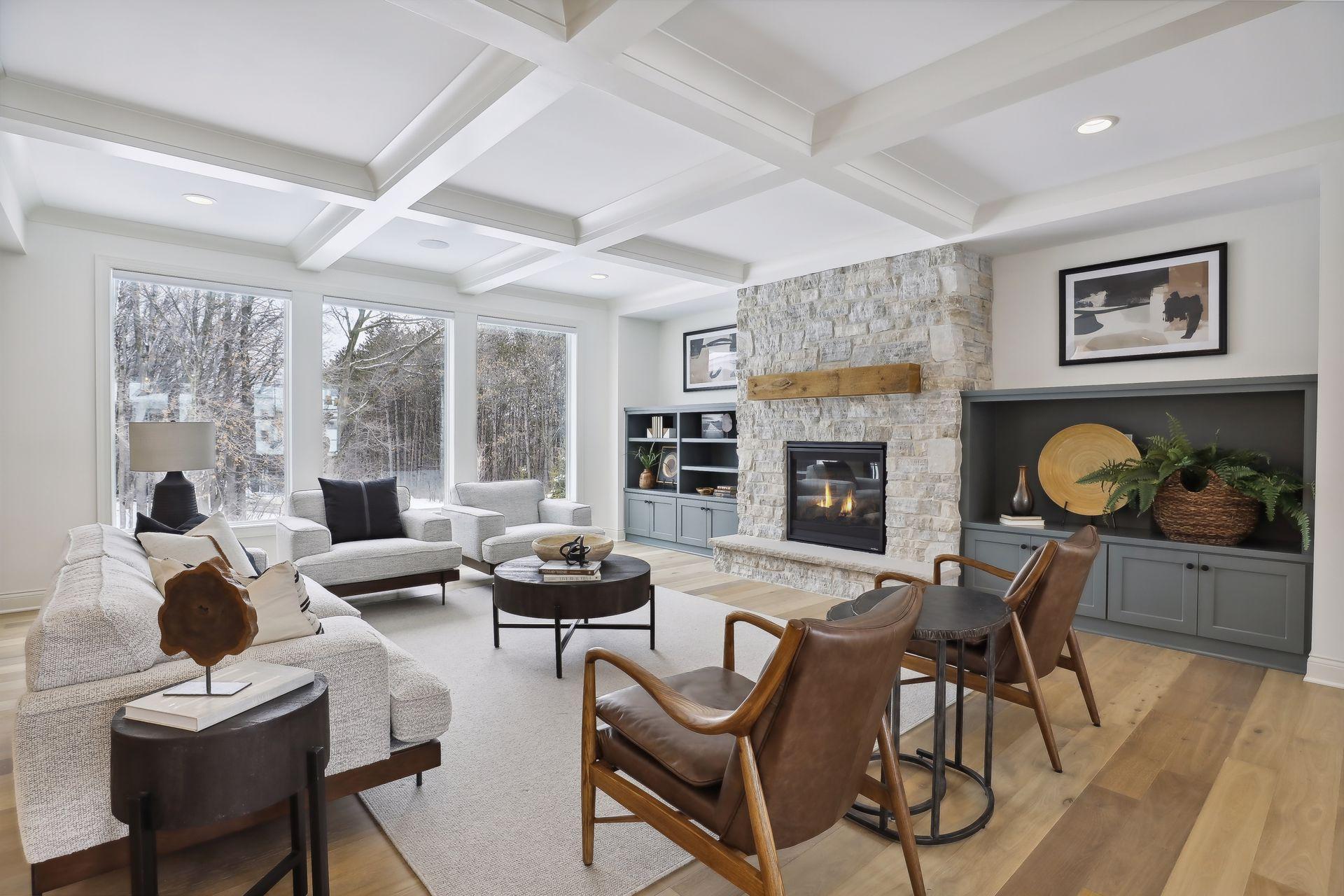 4614 Sunset Ln, Minnetrista, MN 55331