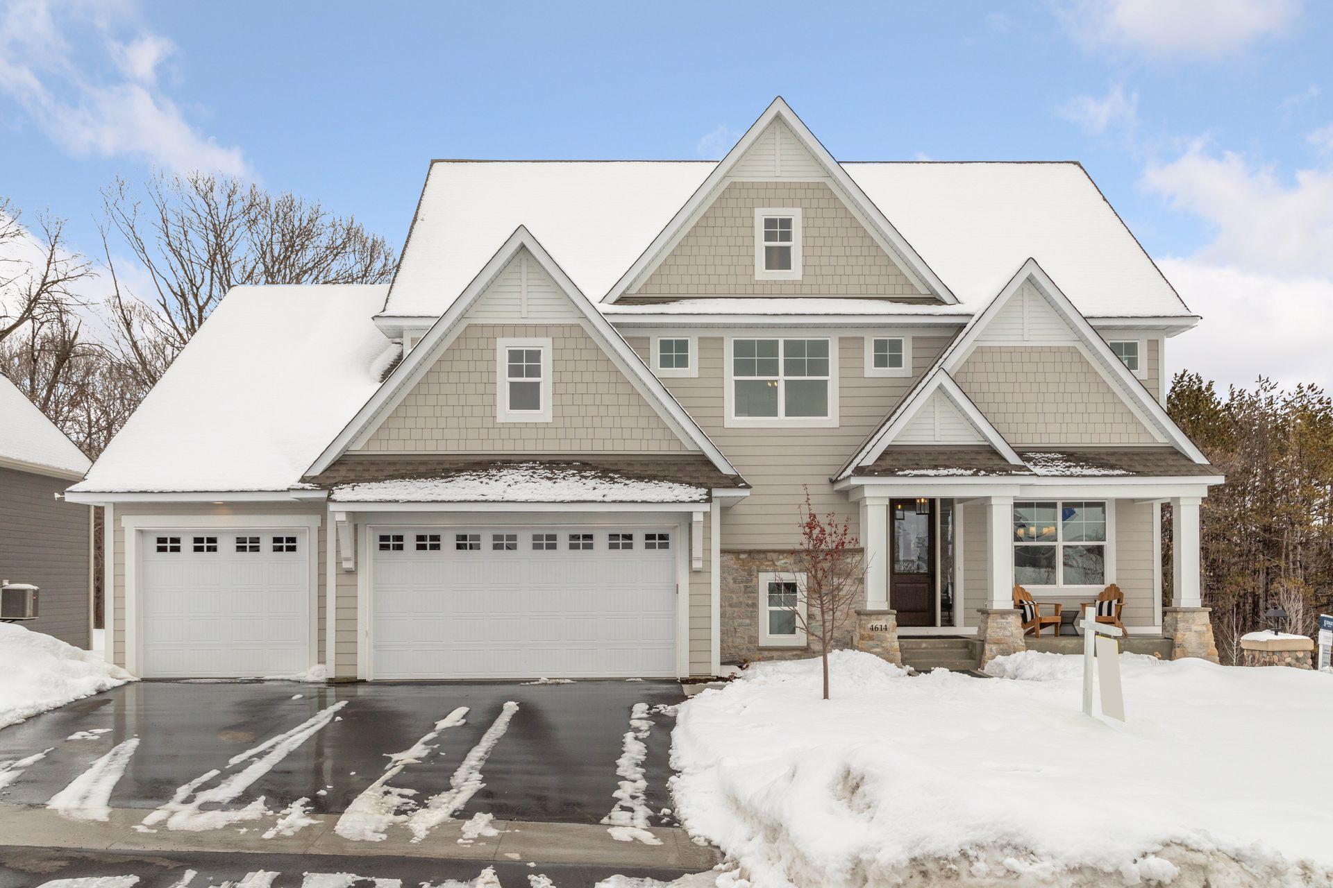 4614 Sunset Ln, Minnetrista, MN 55331