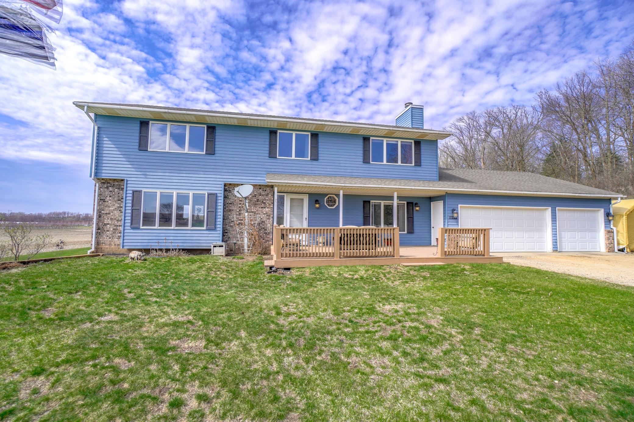11222 Dale Rd, Woodbury, MN 55129