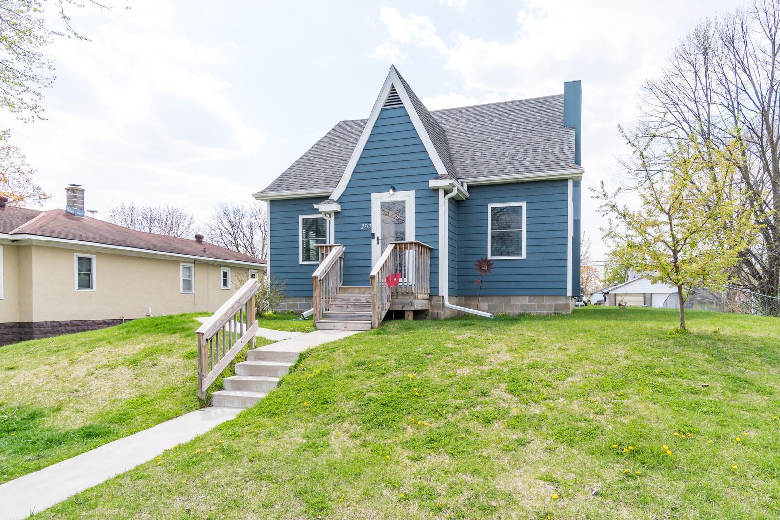 2713 Hamilton St, La Crosse, WI 54603