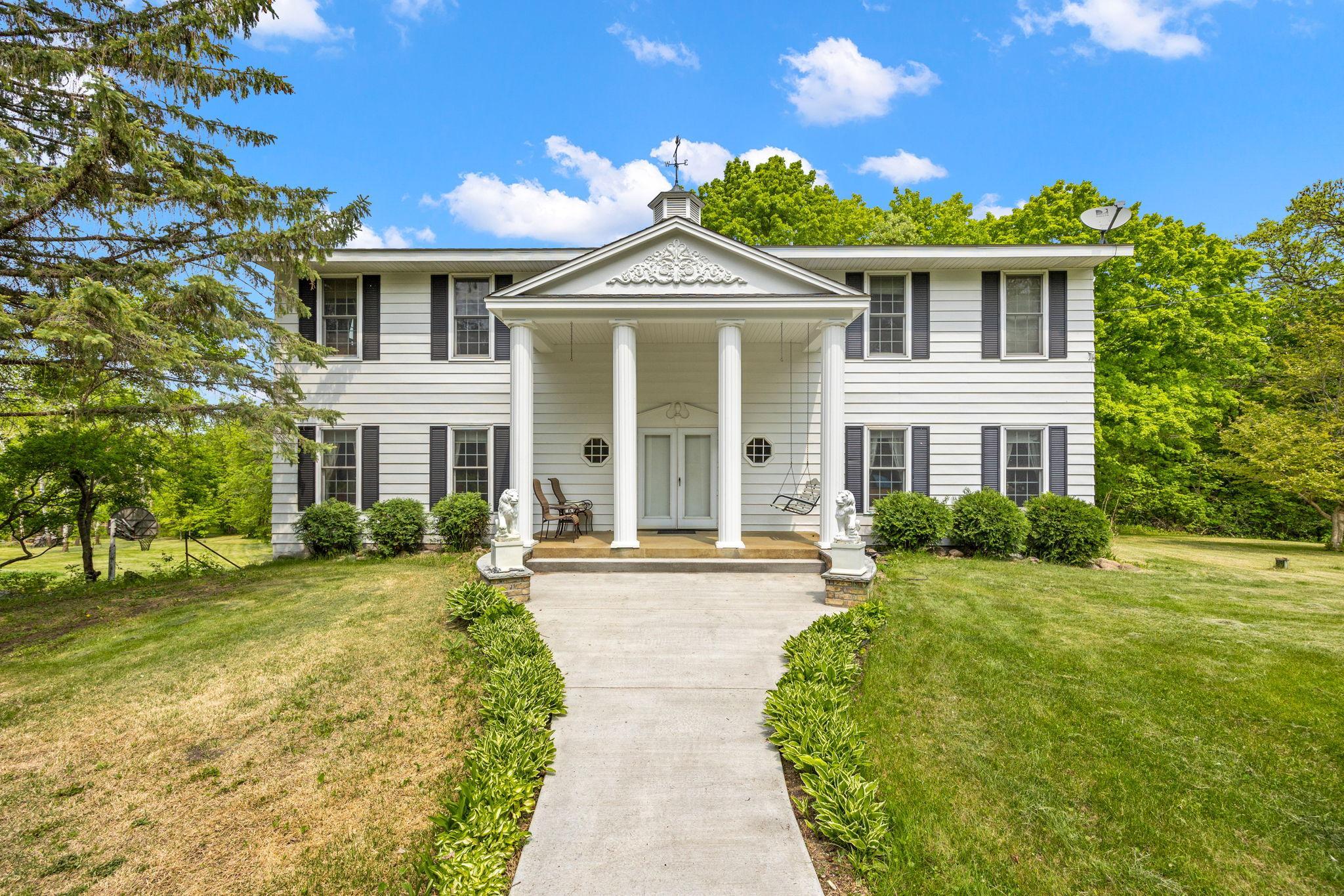 7270 Woodland Trl, Rockford, MN 55373