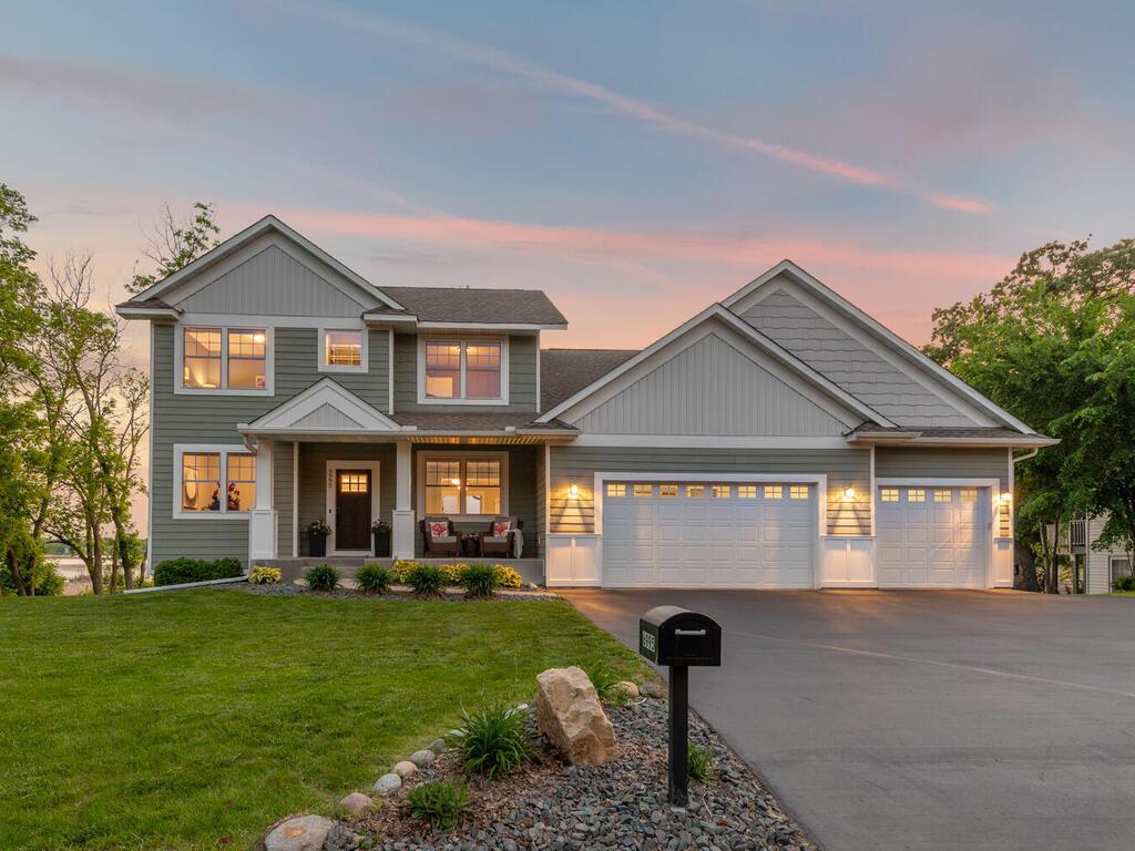 6995 Magda Dr, Maple Grove, MN 55369