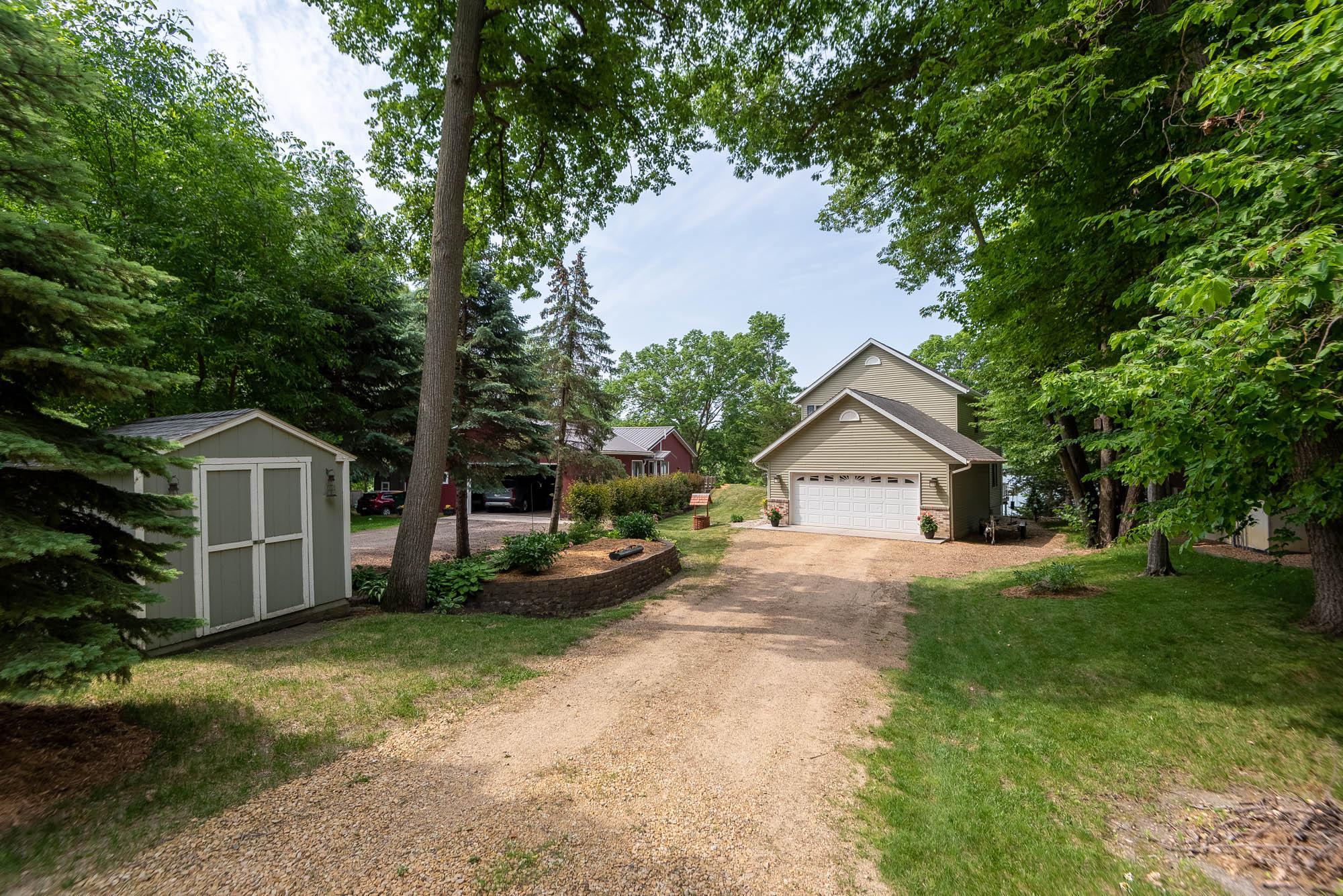 46531 Evergreen Ln, Cleveland, MN 56017