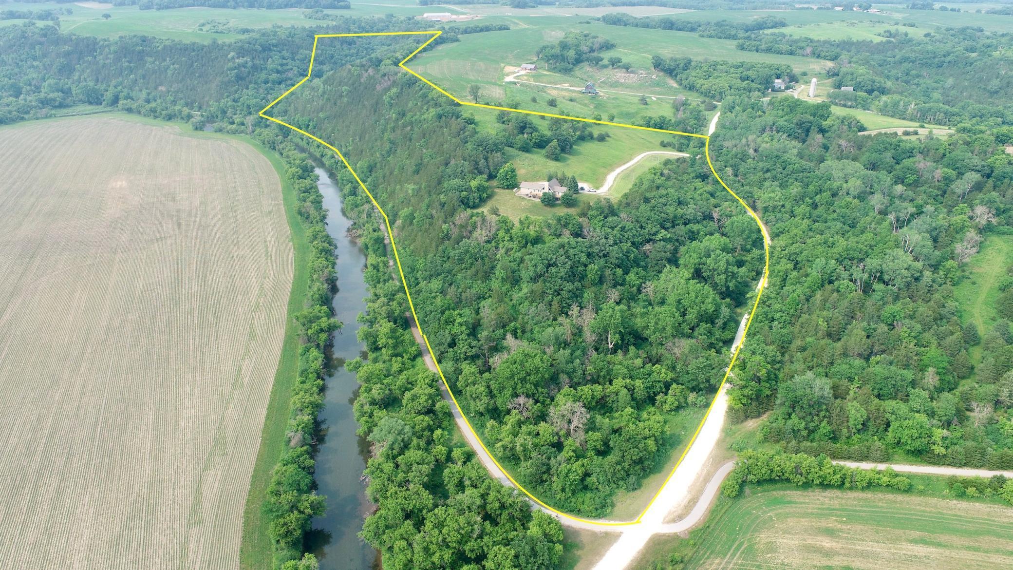 32545 Grit Rd, Lanesboro, MN 55949