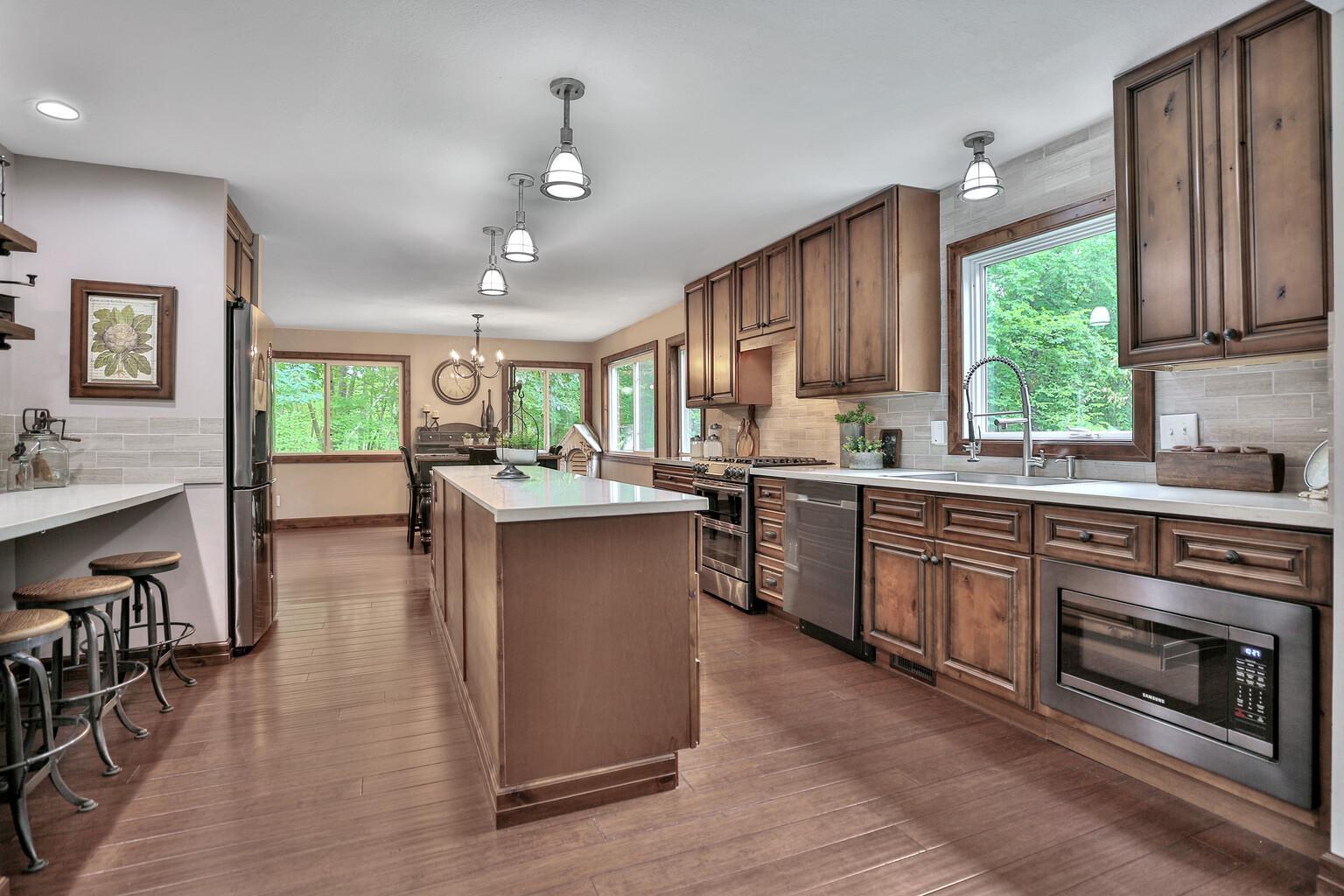9760 Julep Trl N, Forest Lake, MN 55073
