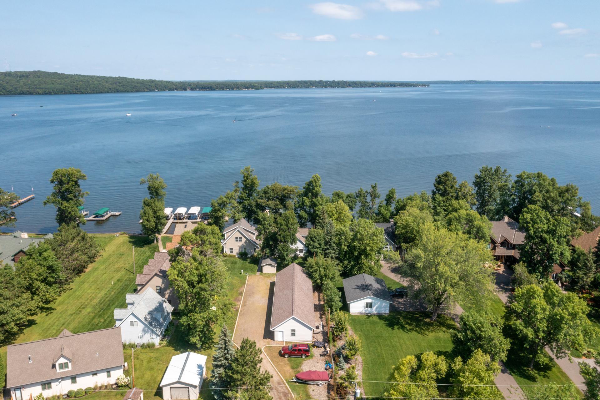 1389 Hillview Forest Rd, East Gull Lake, MN 56401
