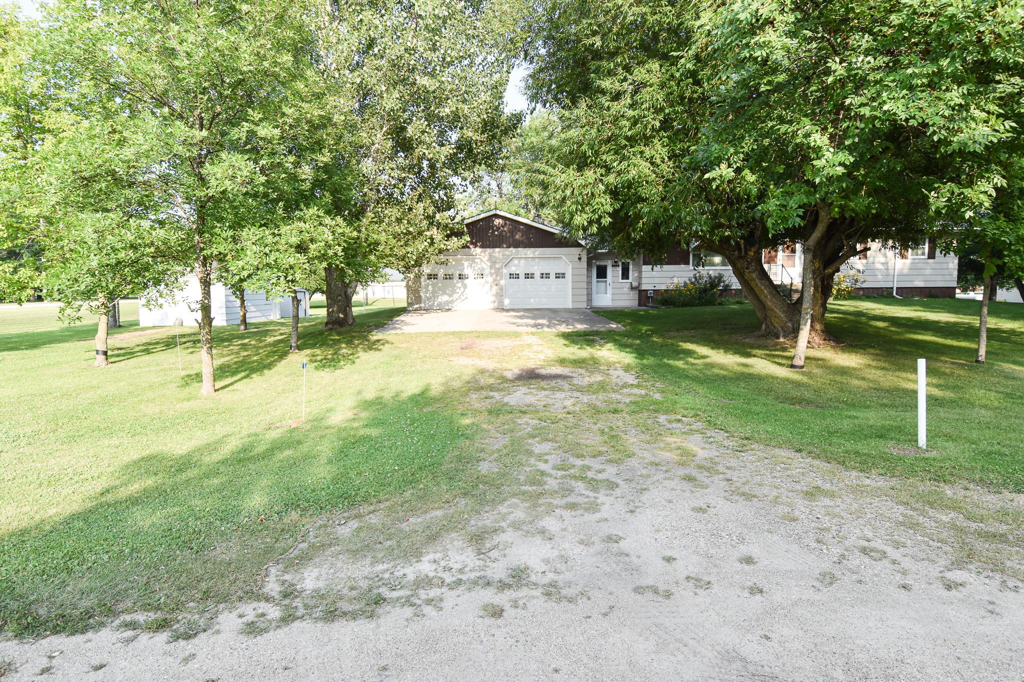 208 Melgaard St, Viking, MN 56760