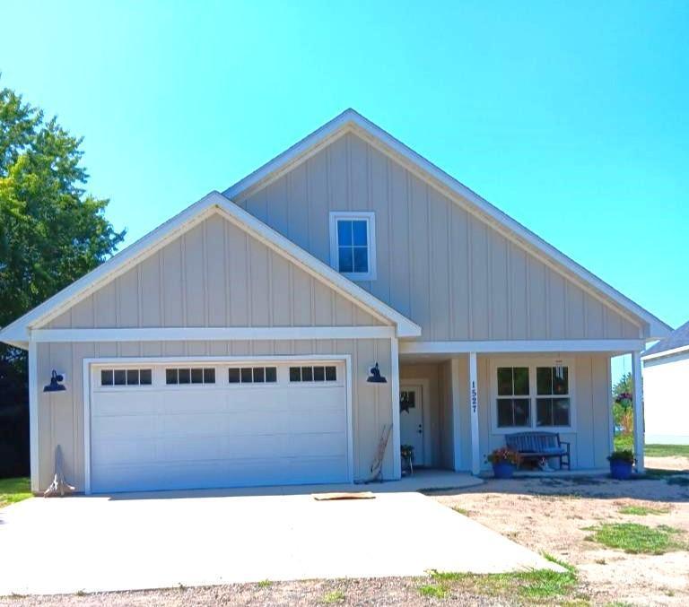 1527 Goose Lake Ln, Balsam Lake, WI 54810