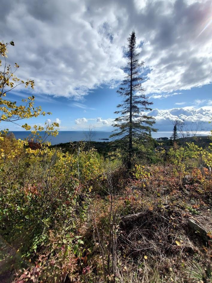 5206 Ramsdell Hts, Silver Bay, MN 55614