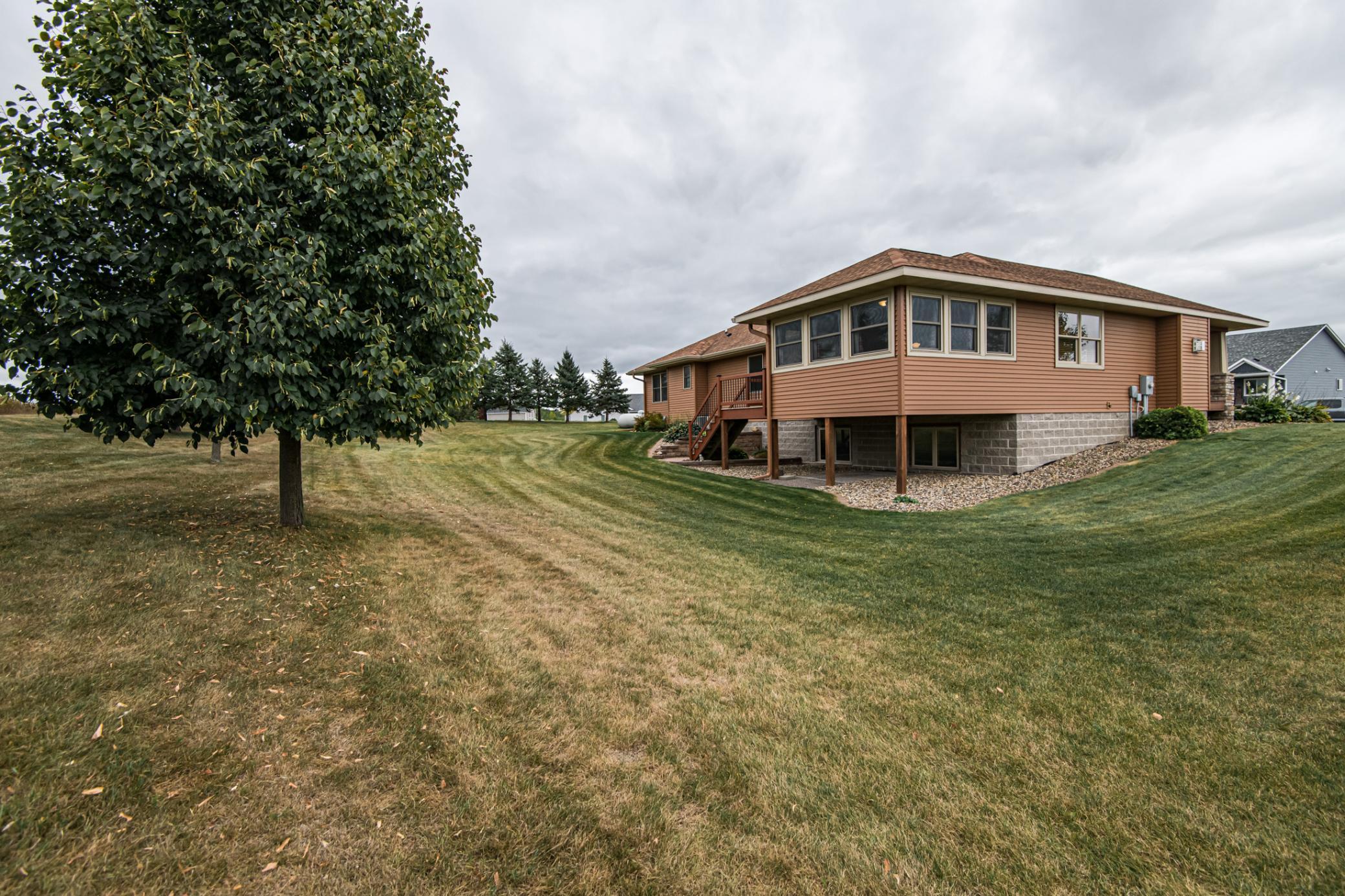 1532 Cherry St E, Mazeppa, MN 55956