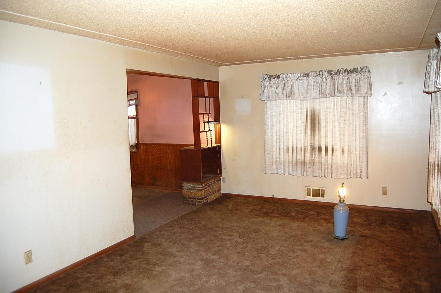 4200 Louisiana Ave N, Crystal, MN 55428