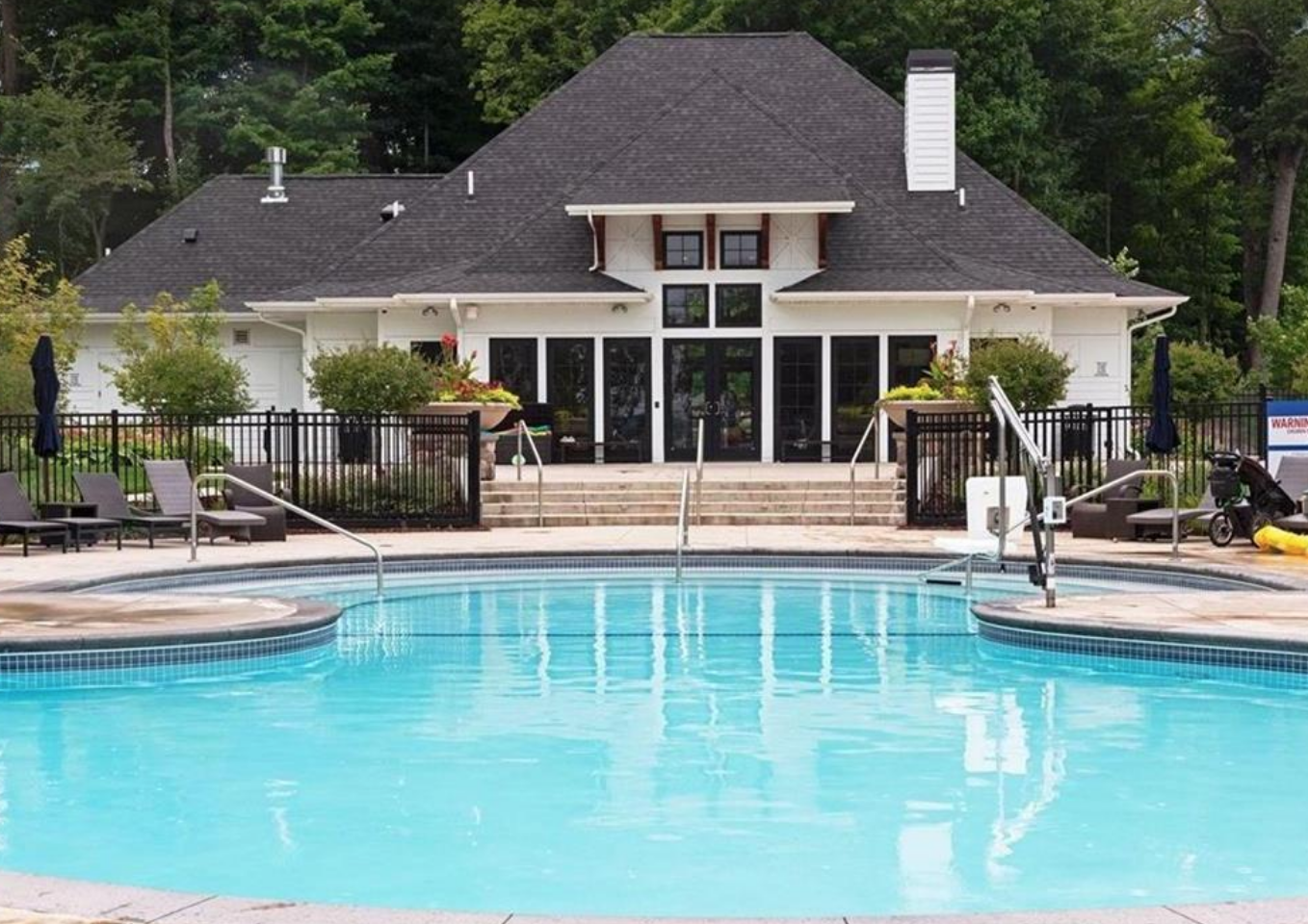 3740 Woodland Cove Pw, Minnetrista, MN 55331