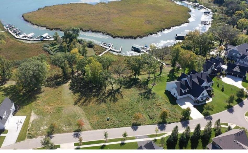 3740 Woodland Cove Pw, Minnetrista, MN 55331