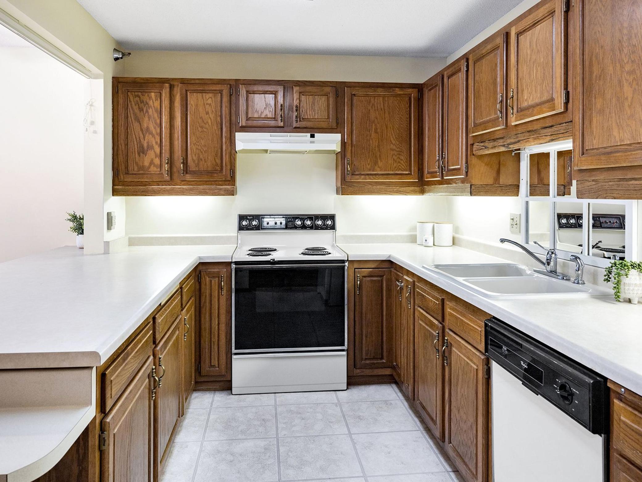 1666 Coffman St #232, Falcon Heights, MN 55108