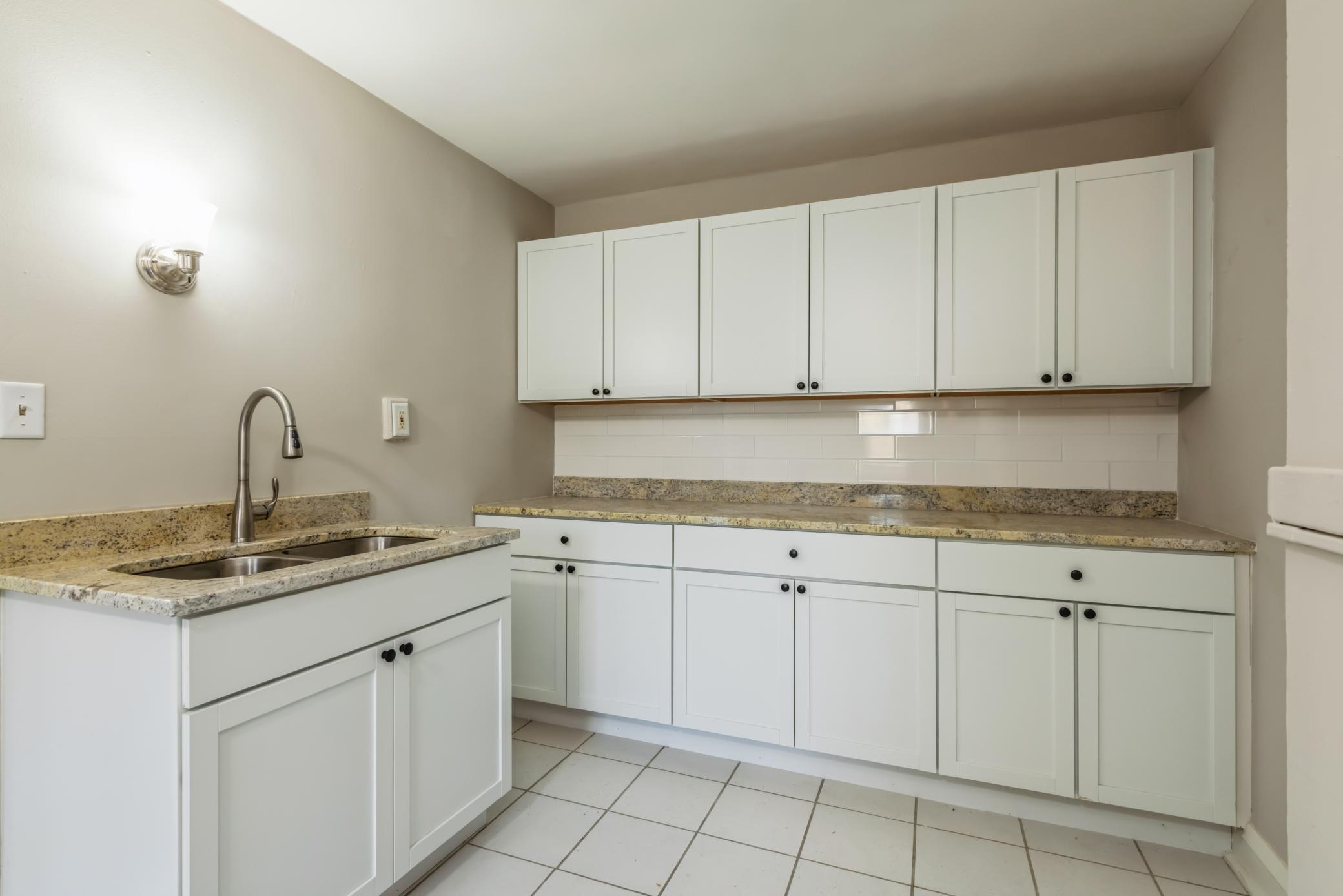 3110 W 44th St #7, Minneapolis, MN 55410