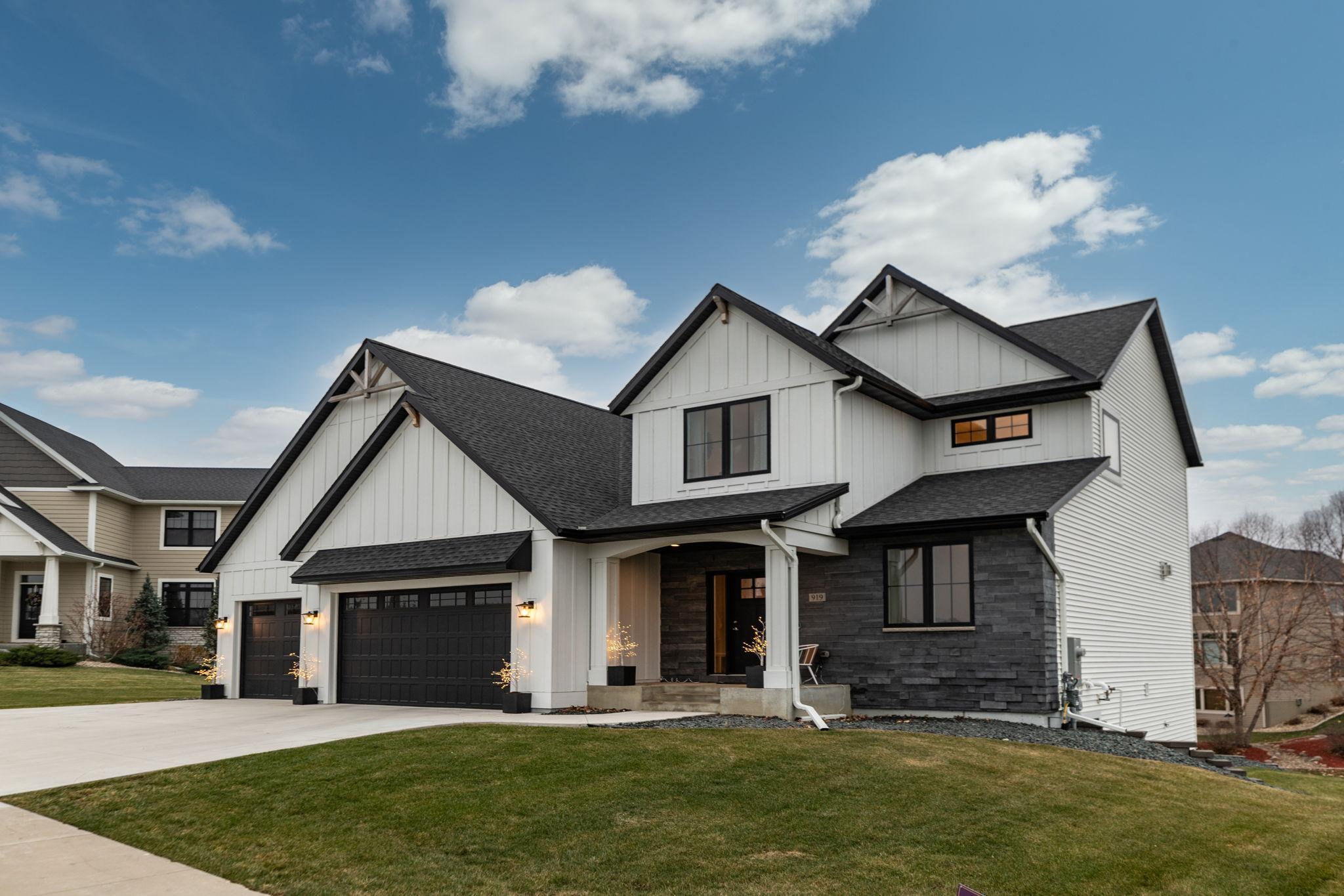 919 Southwell Enclave NE, Byron, MN 55920