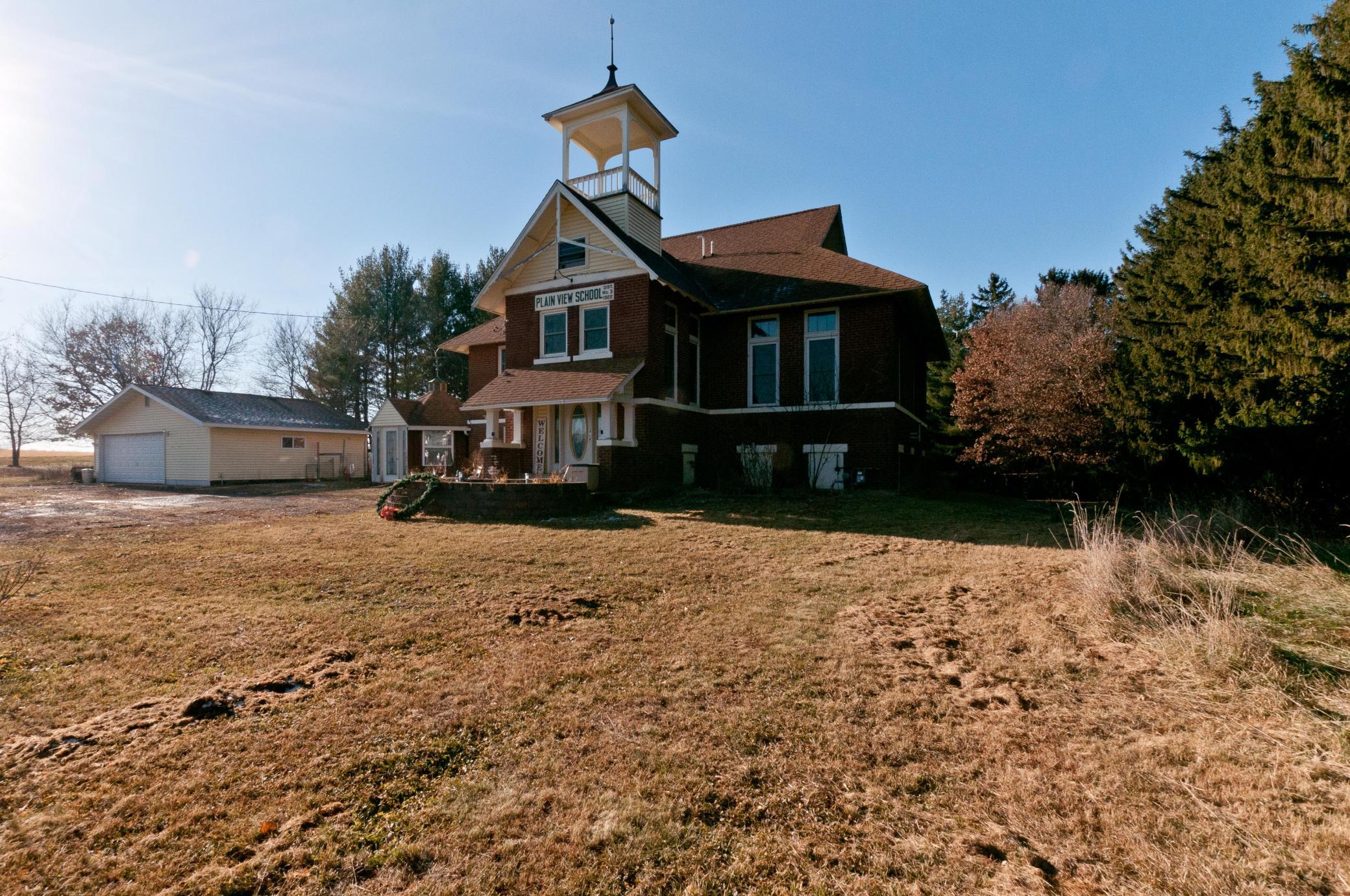 152 16th St, Ridgeland, WI 54763
