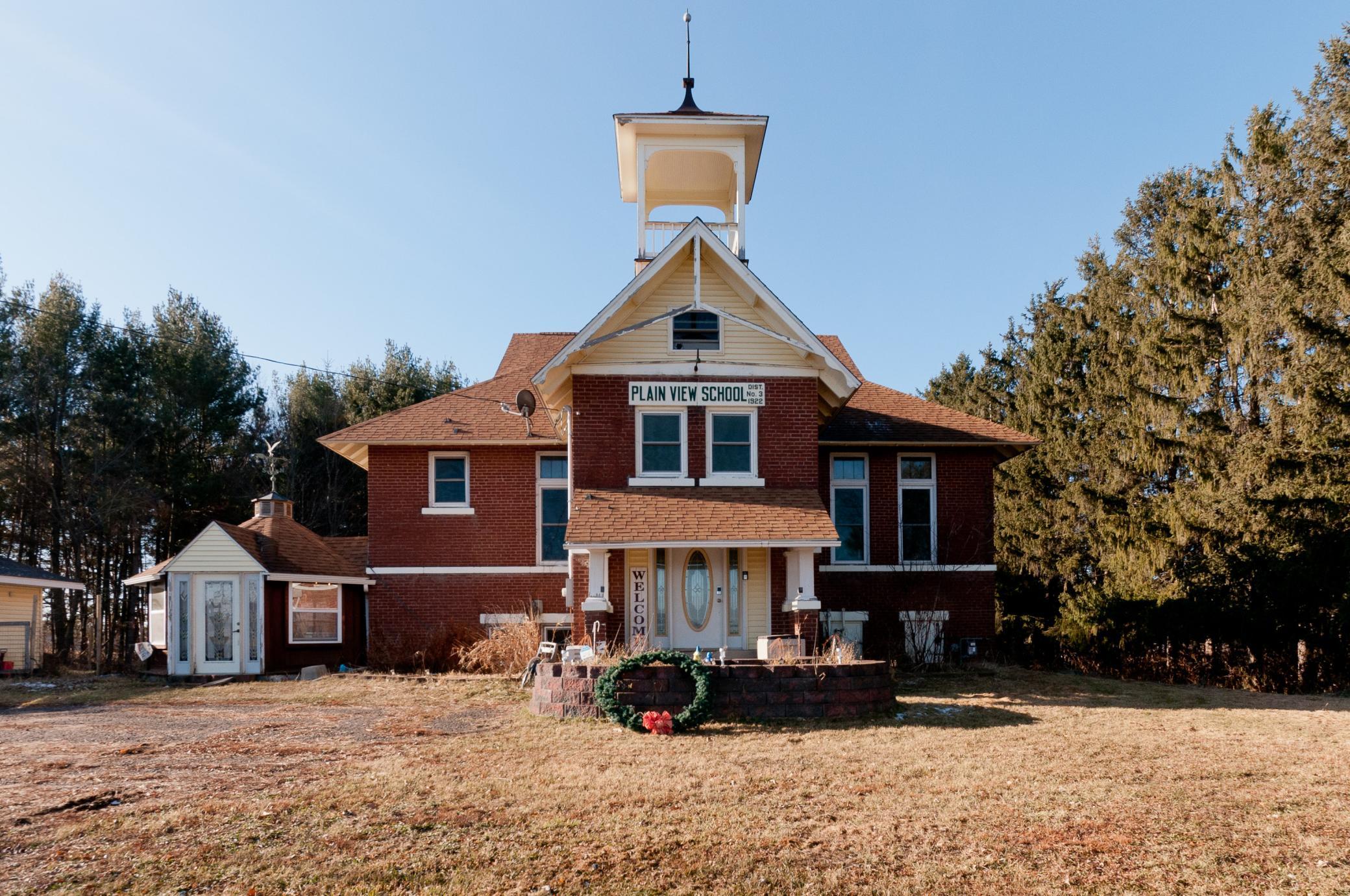 152 16th St, Ridgeland, WI 54763