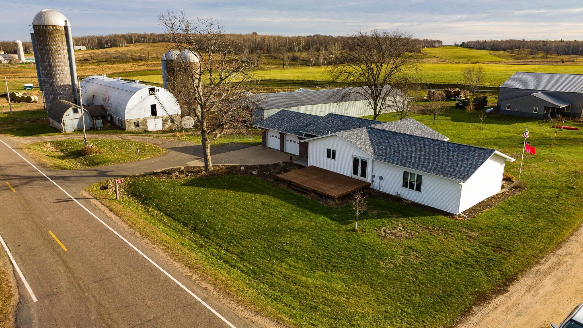 301 8th Ave, Clayton, WI 54004