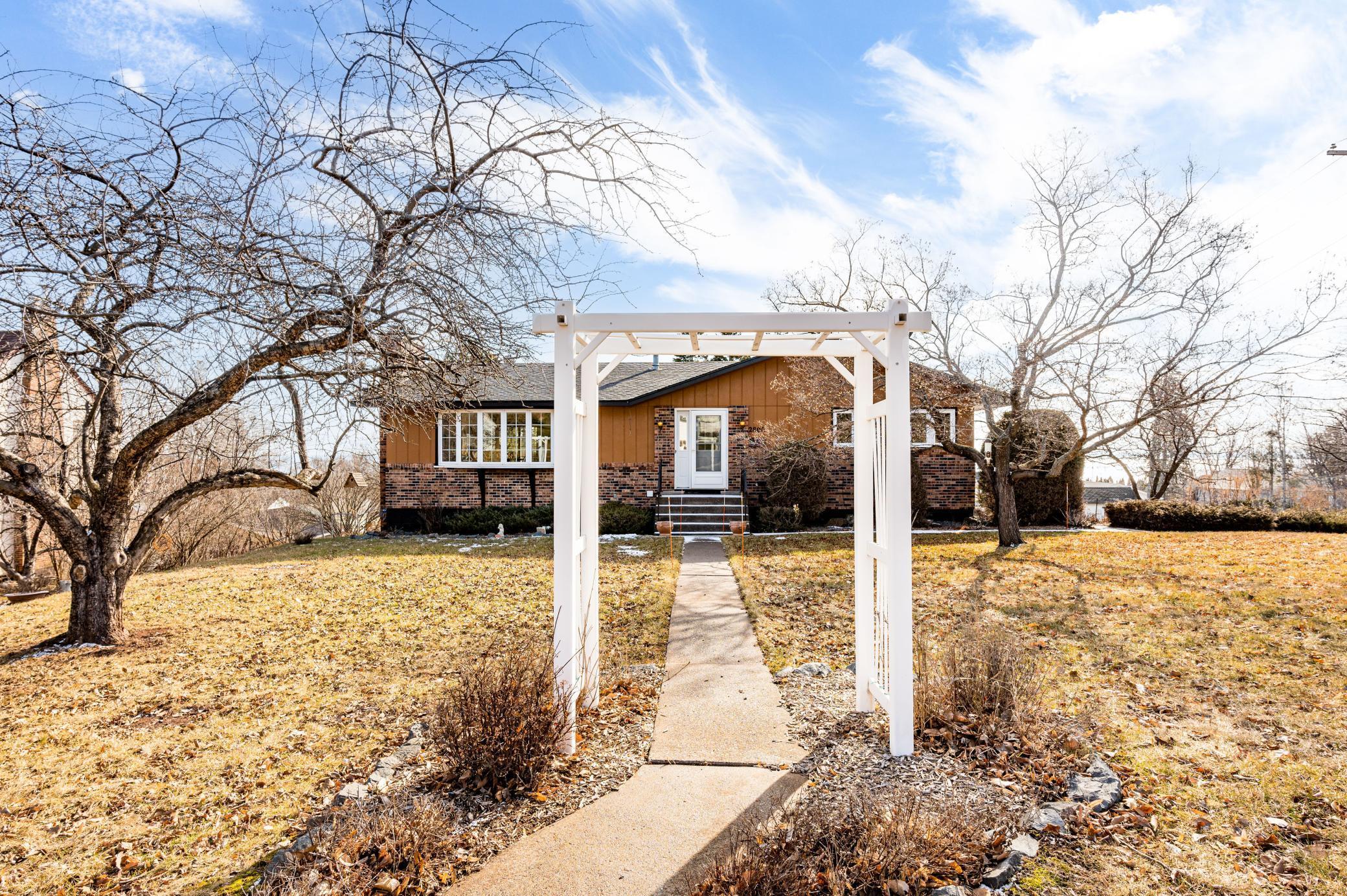 2800 Greysolon Rd, Duluth, MN 55812