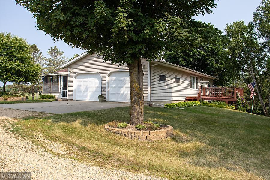 1225 Bakers Bay Rd, Kasota, MN 56050