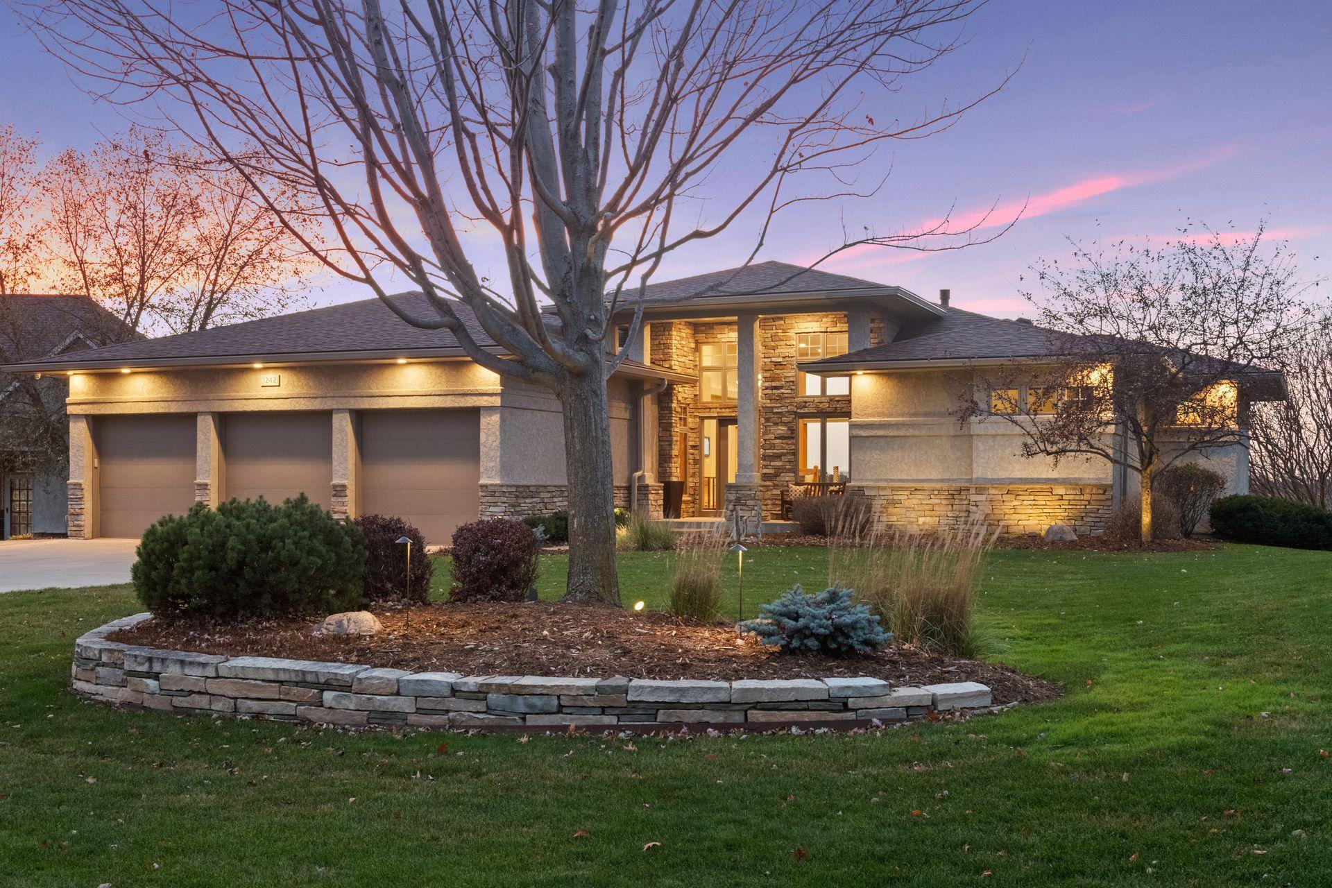 1242 Adrian Dr, Chaska, MN 55318