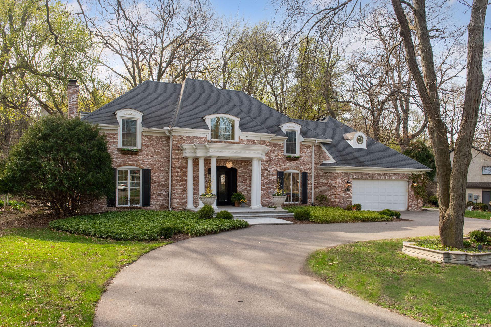 4596 Greenwood Dr, Minnetonka, MN 55343