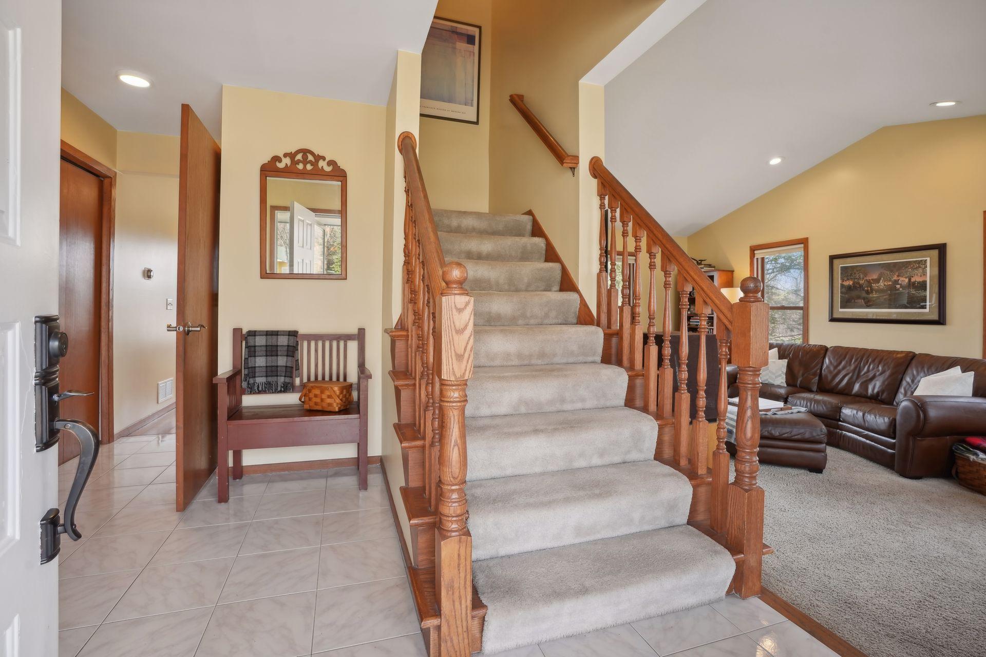 3451 Elm Creek Dr, Medina, MN 55340