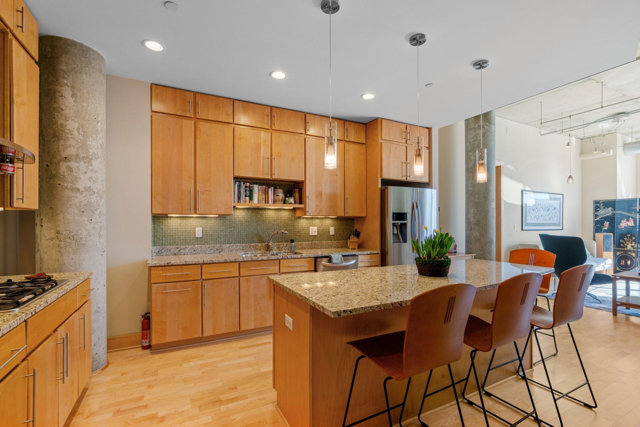 150 2nd St NE #B613, Minneapolis, MN 55413
