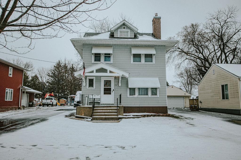 210 1st St SE, Rose Creek, MN 55970